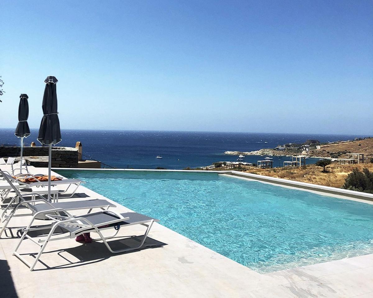 Modern home with 2 apartments, a swimming pool and sea view, in the area of Koundouros photo 2