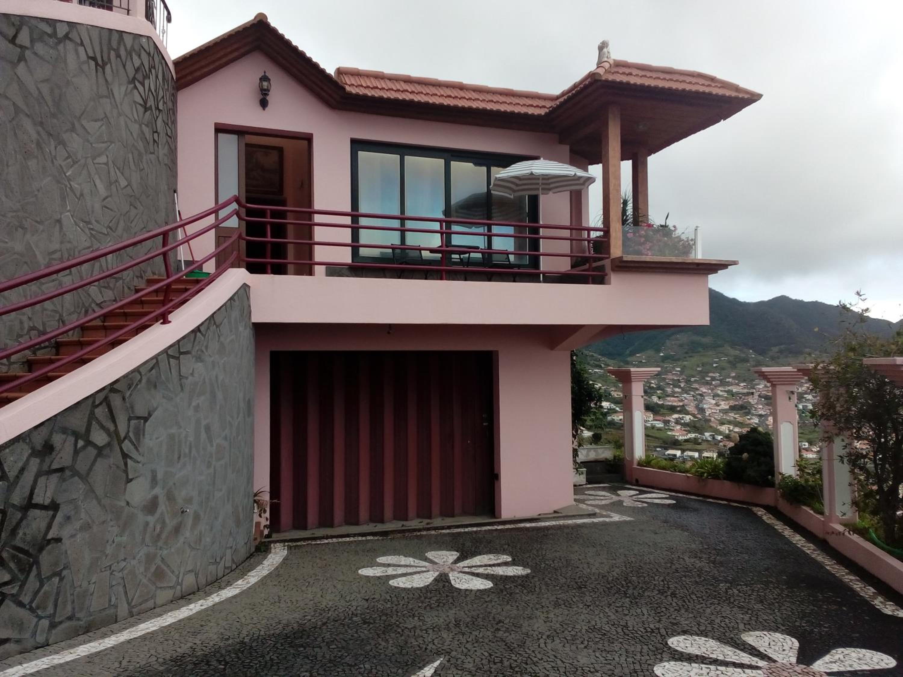 Hotel Moradia Cor de Rosa - Image 1