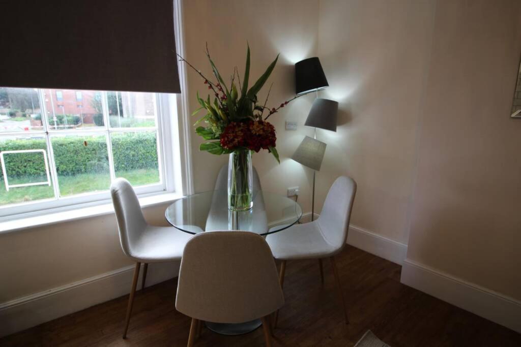 Sterling House @ Short Stays view 4