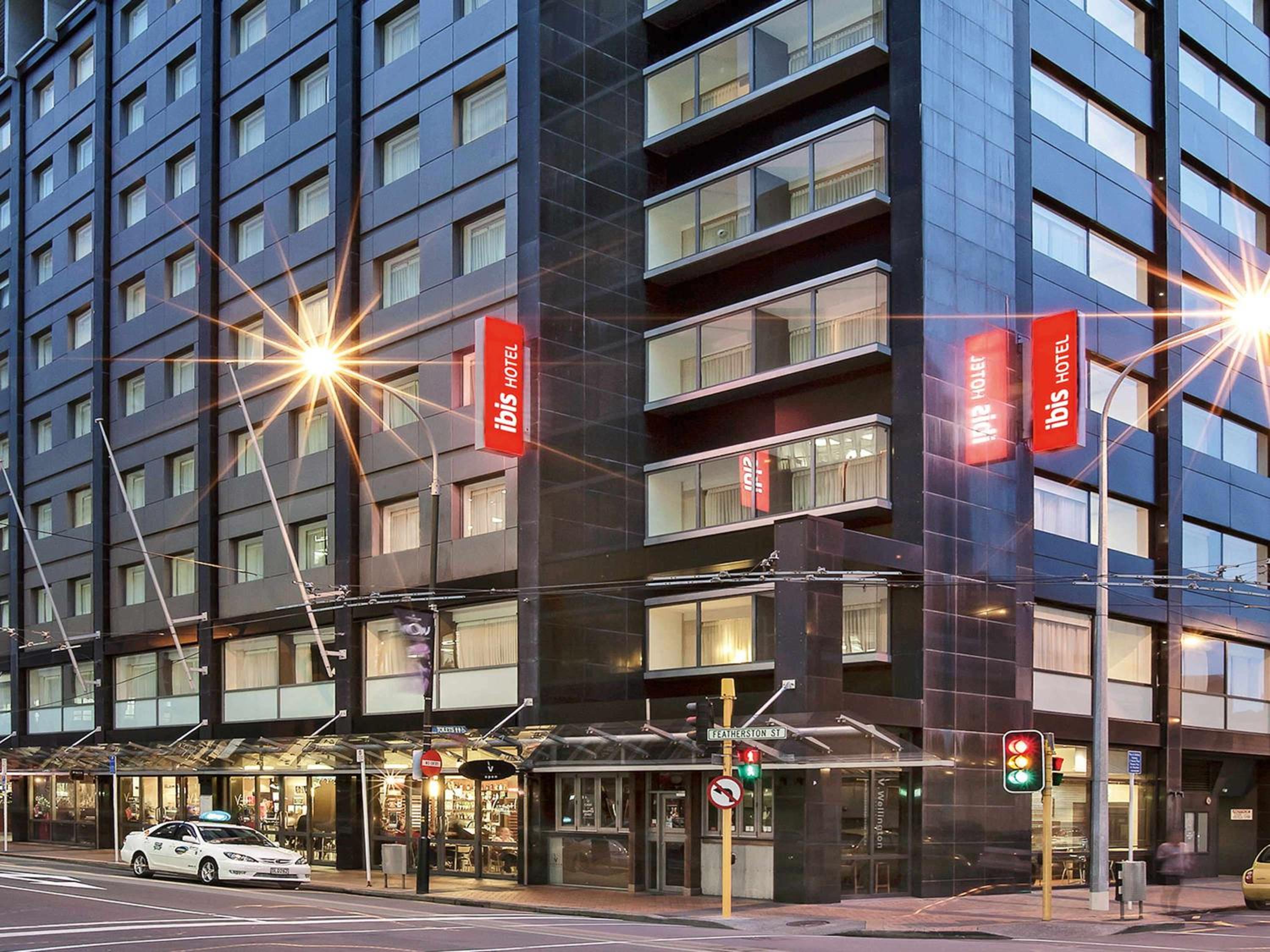 Hotel ibis Wellington - Image 1