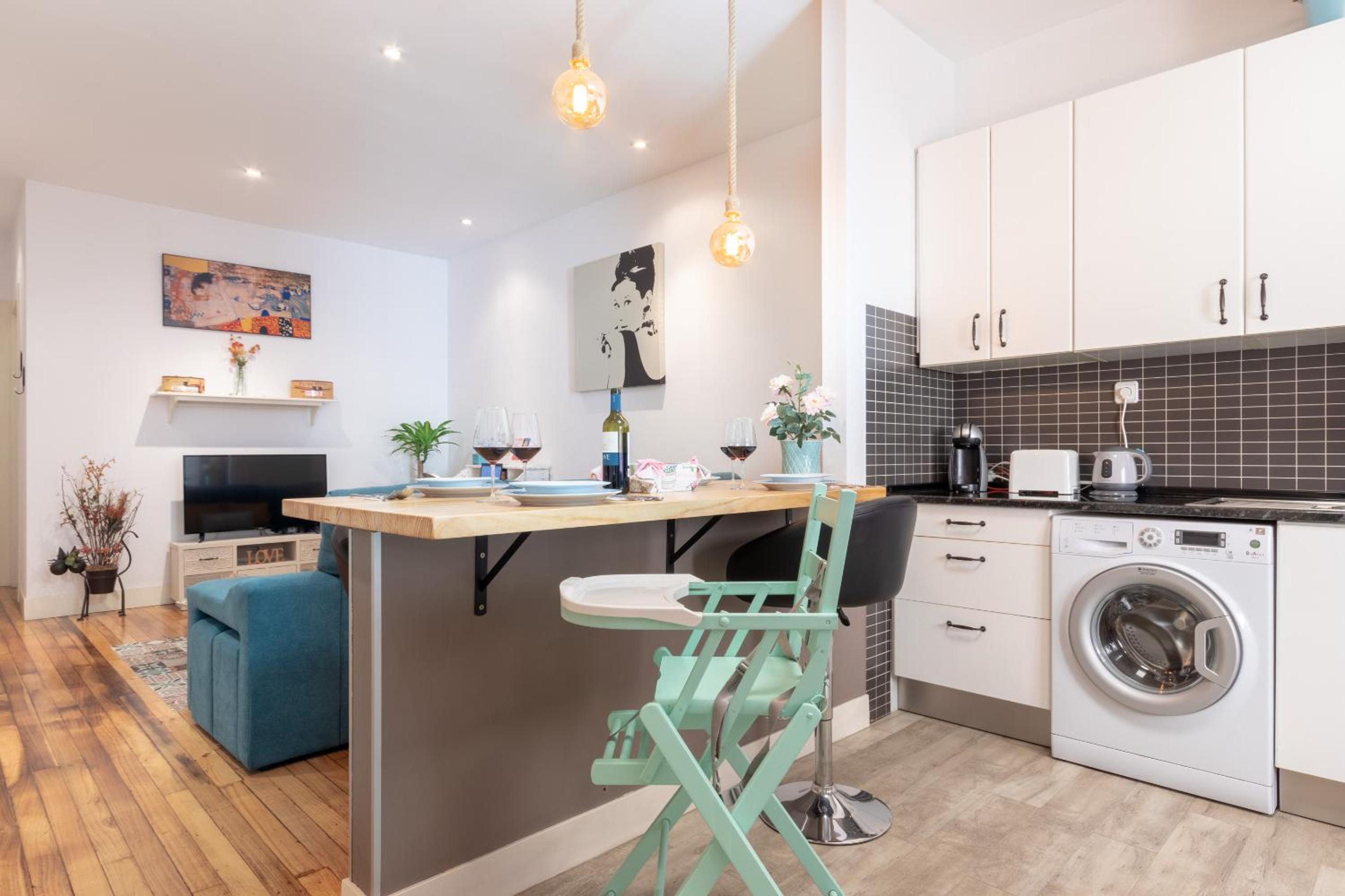 Apartment between Old Town & Guggenheim!! Private Parking