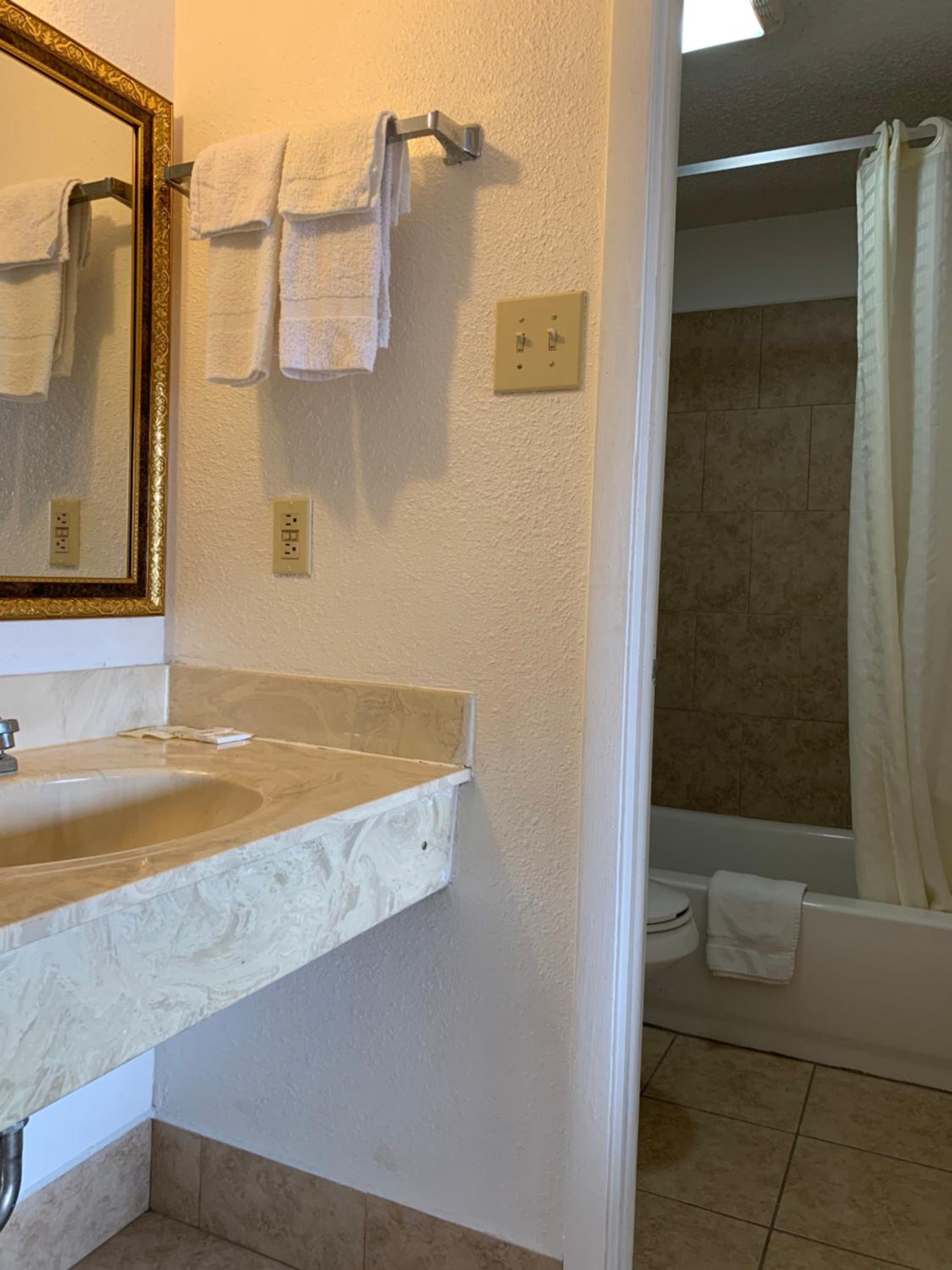 Baton Rouge West Inn