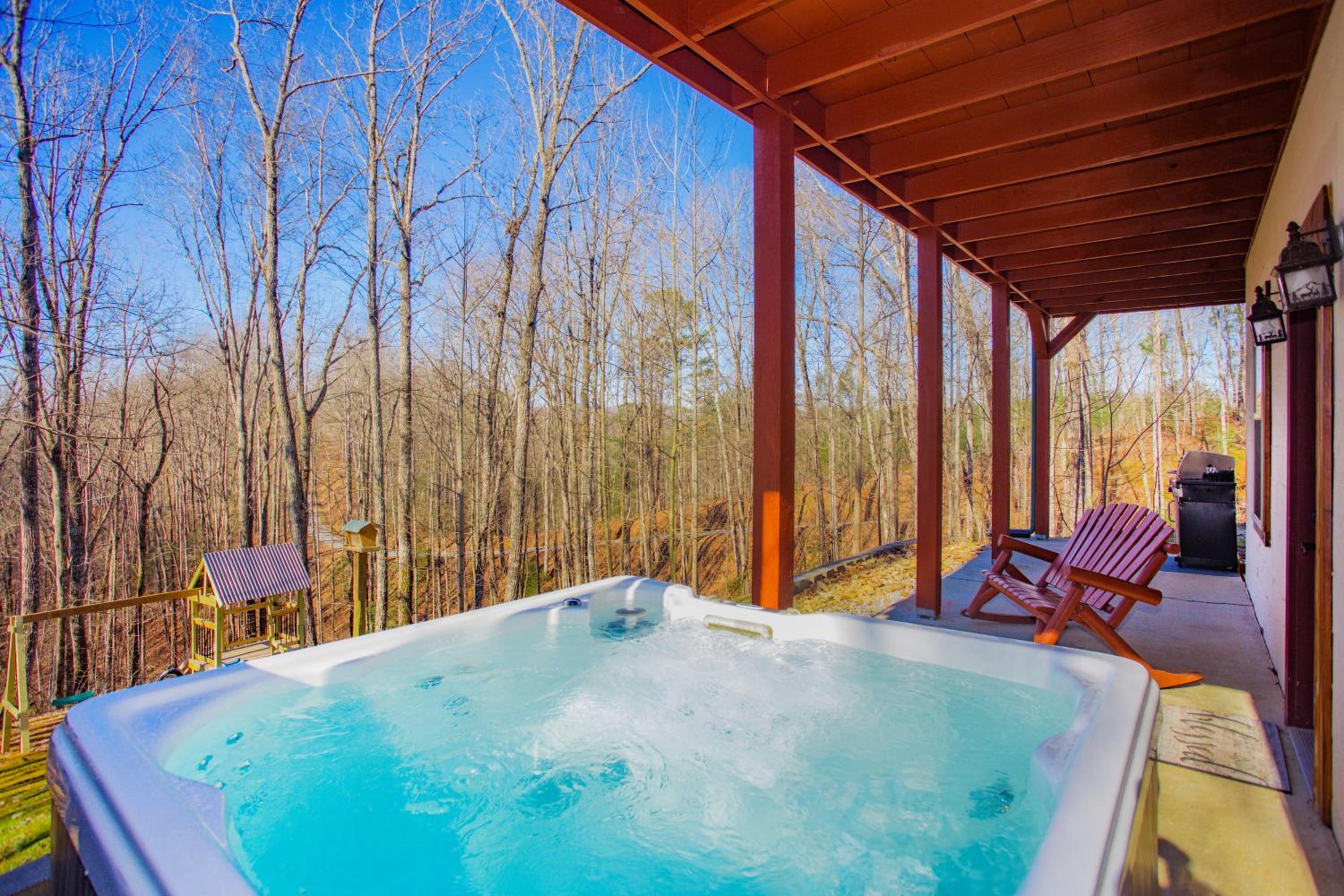 Deer To My Heart, Free Attraction Tickets, Hot Tub, Arcade, Air Hockey, WIFI!!!