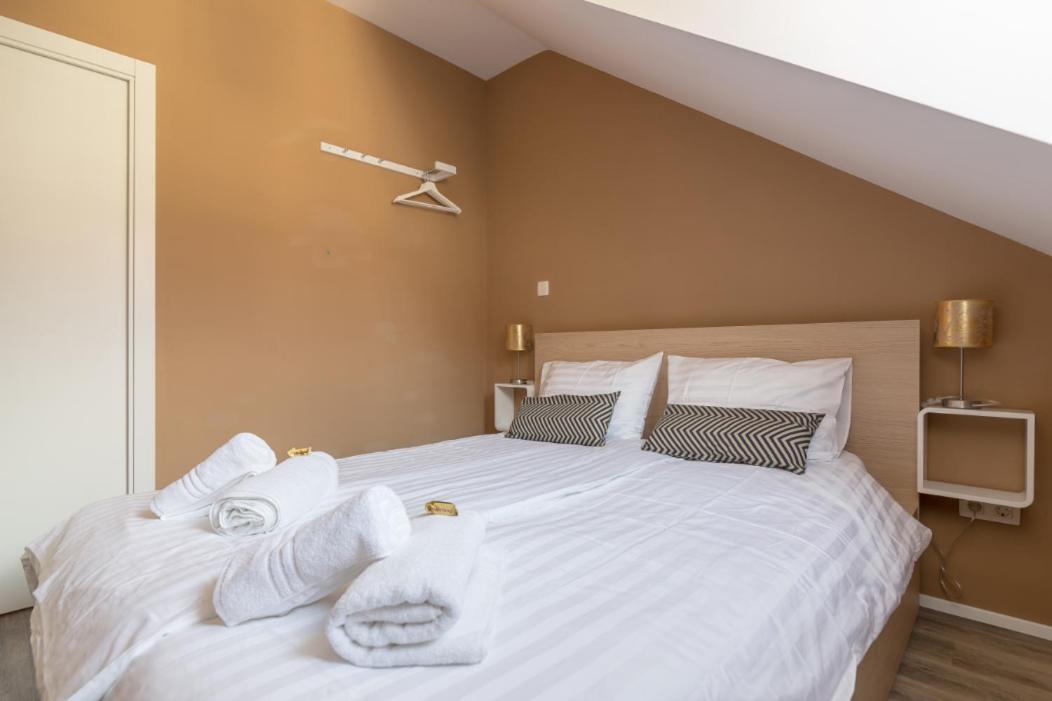 Apartment Lona view 4