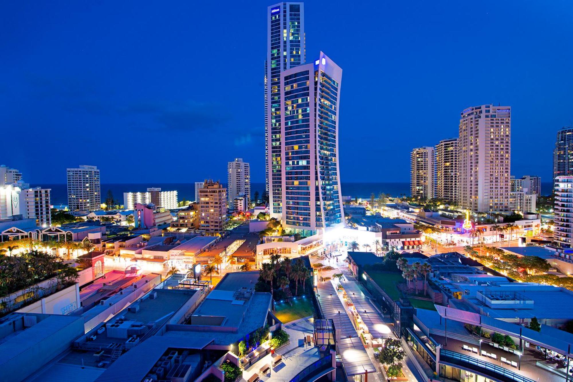 Hotel Circle On Cavil Holidays Gold Coast