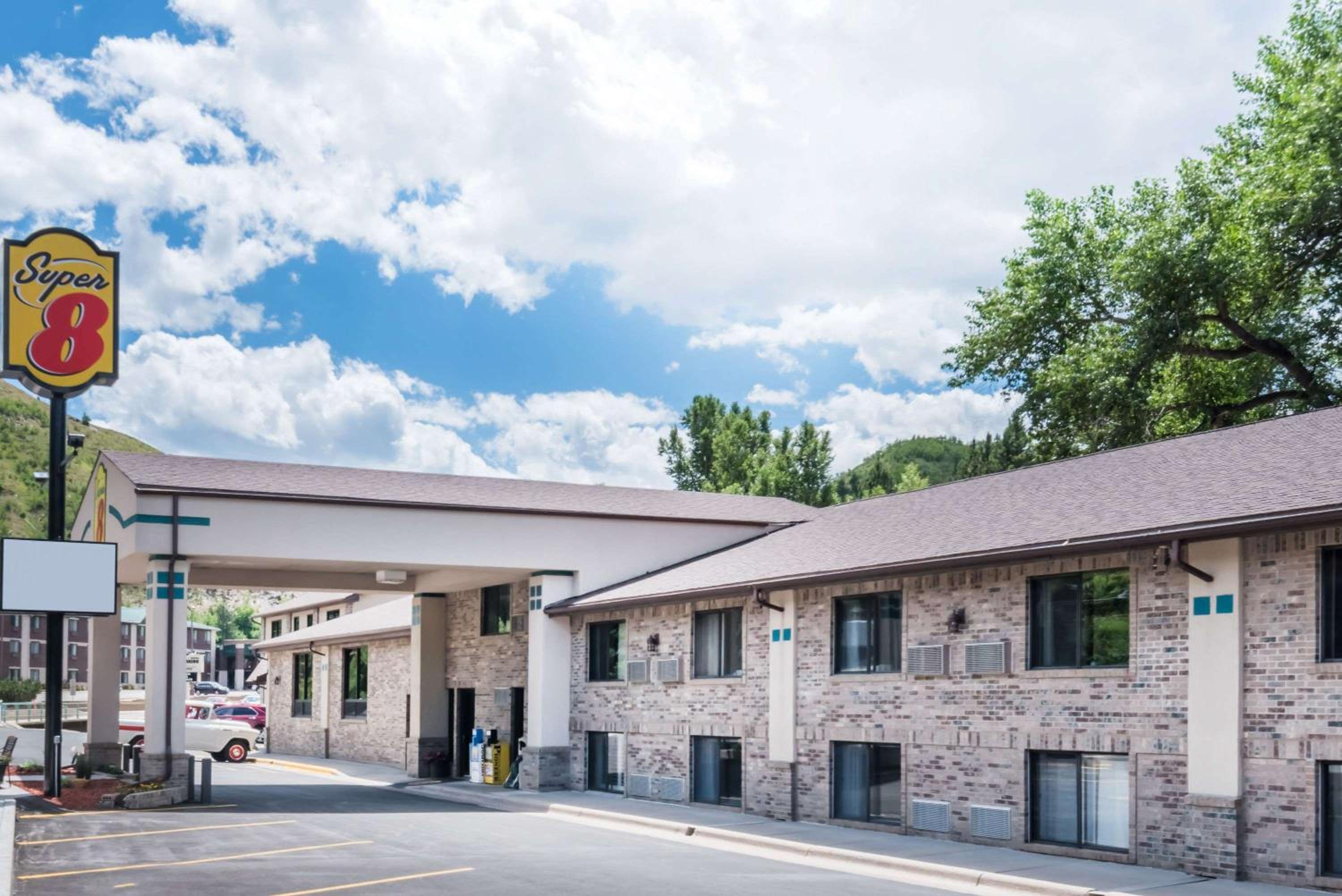 Hotel Super 8 by Wyndham Deadwood / Black Hills Area