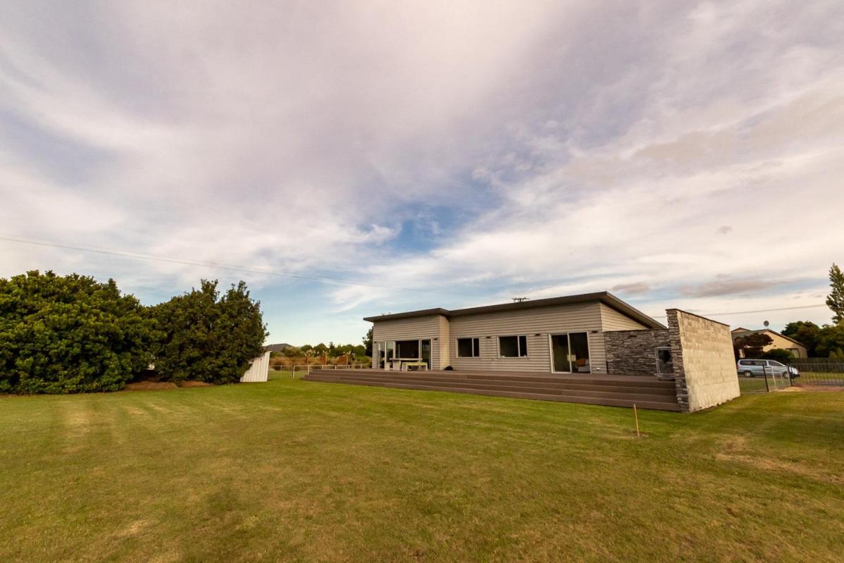 Poppa Pete's - Te Anau Holiday Home view 5