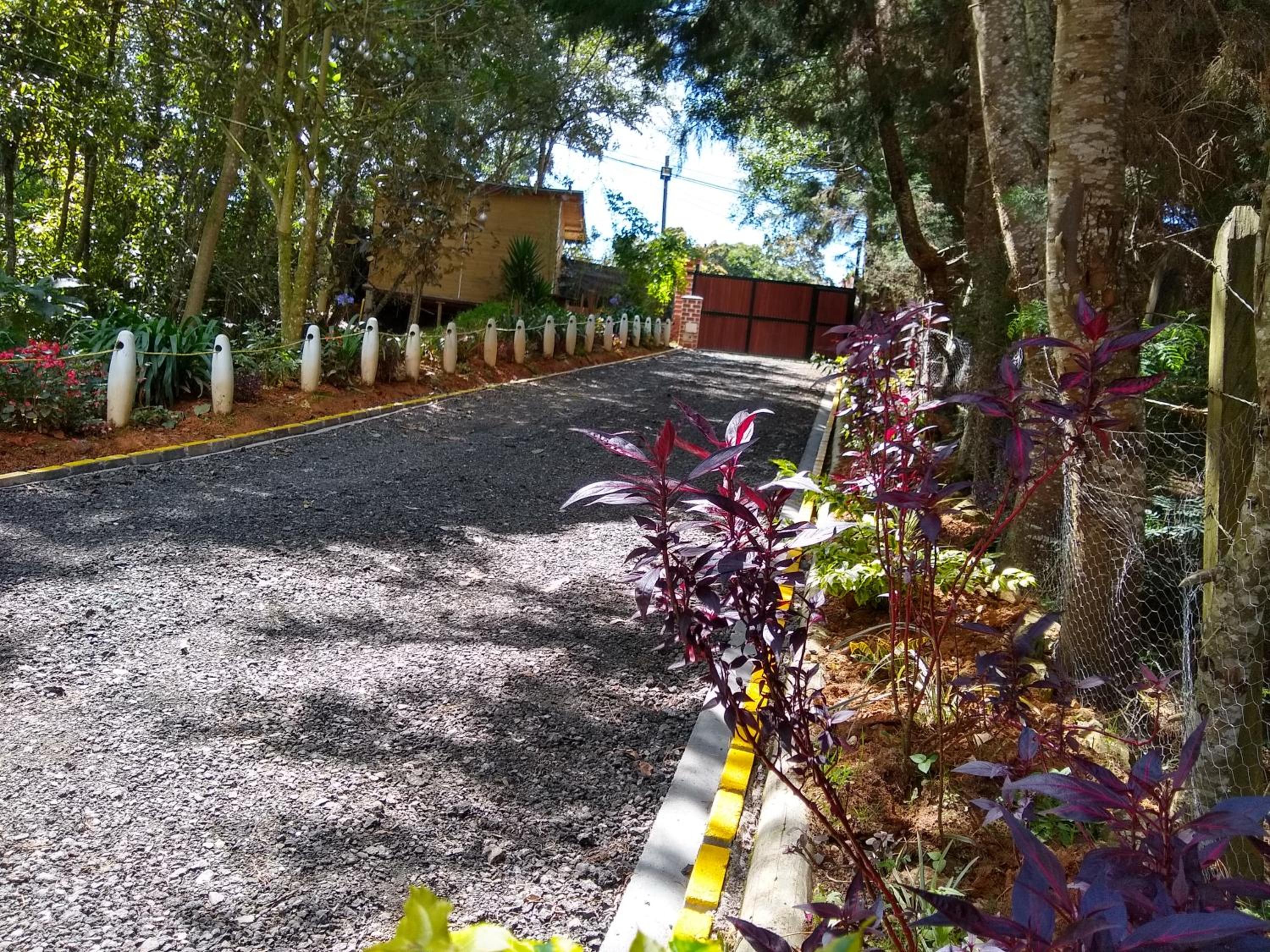 Hospedaje Santaelena -chalets de montaña-