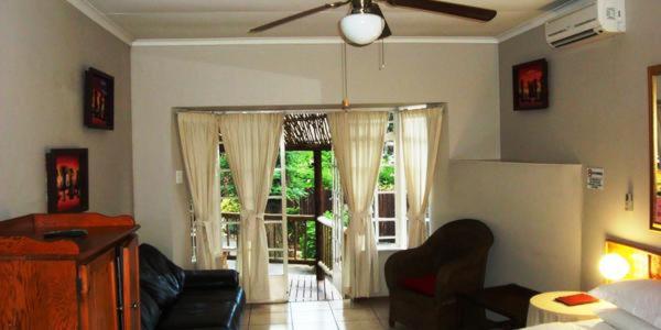 Flintstones Guest House Fourways