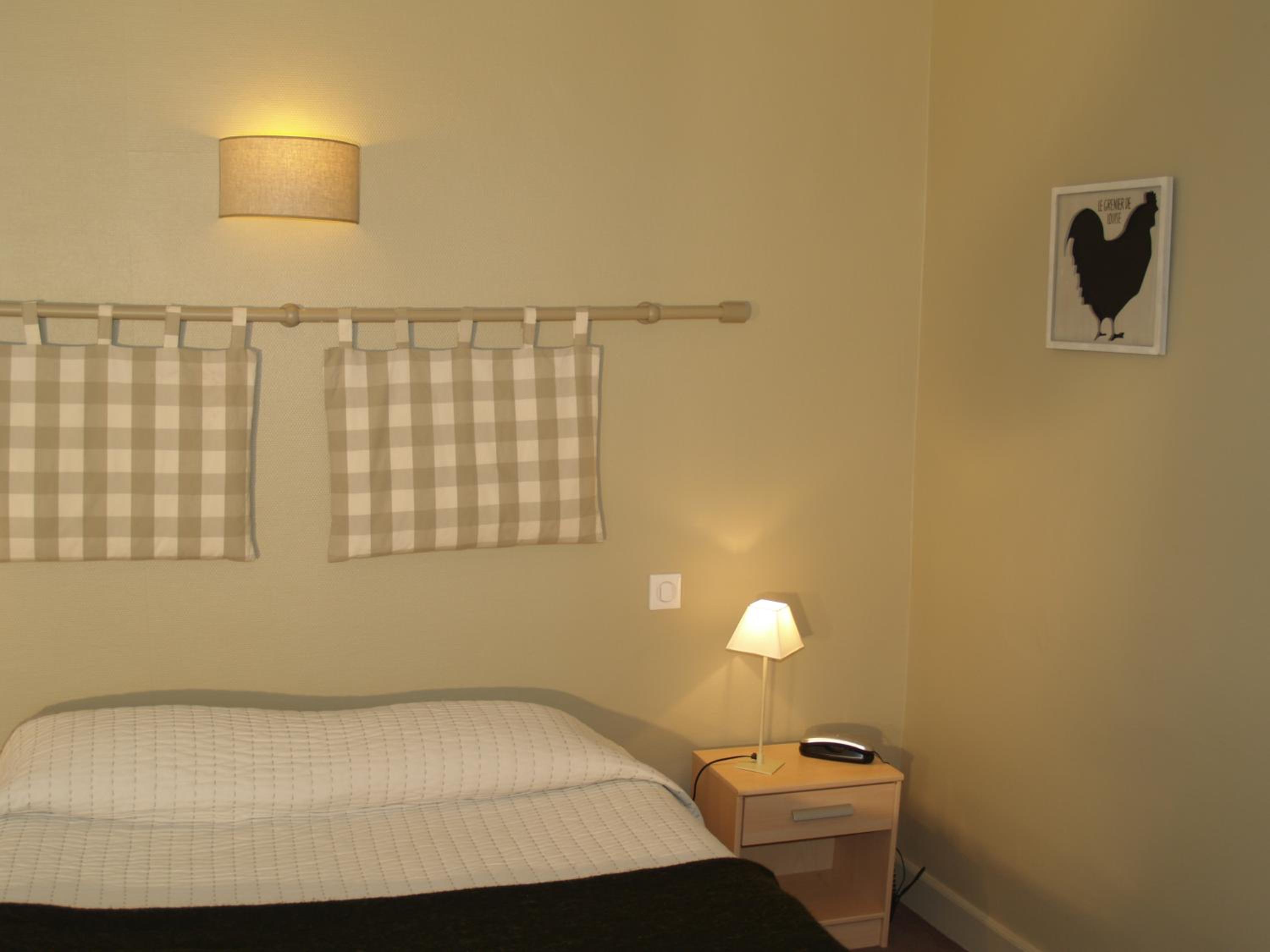 Pau Vacations - Hotel Central - Property Image 2