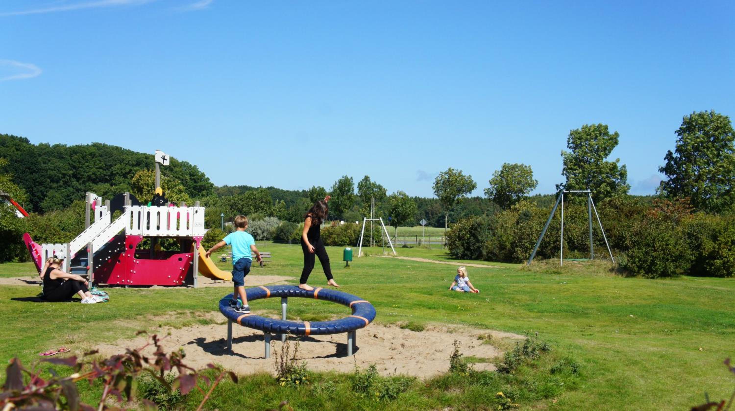 Reetdachhäuser am Bakenberg