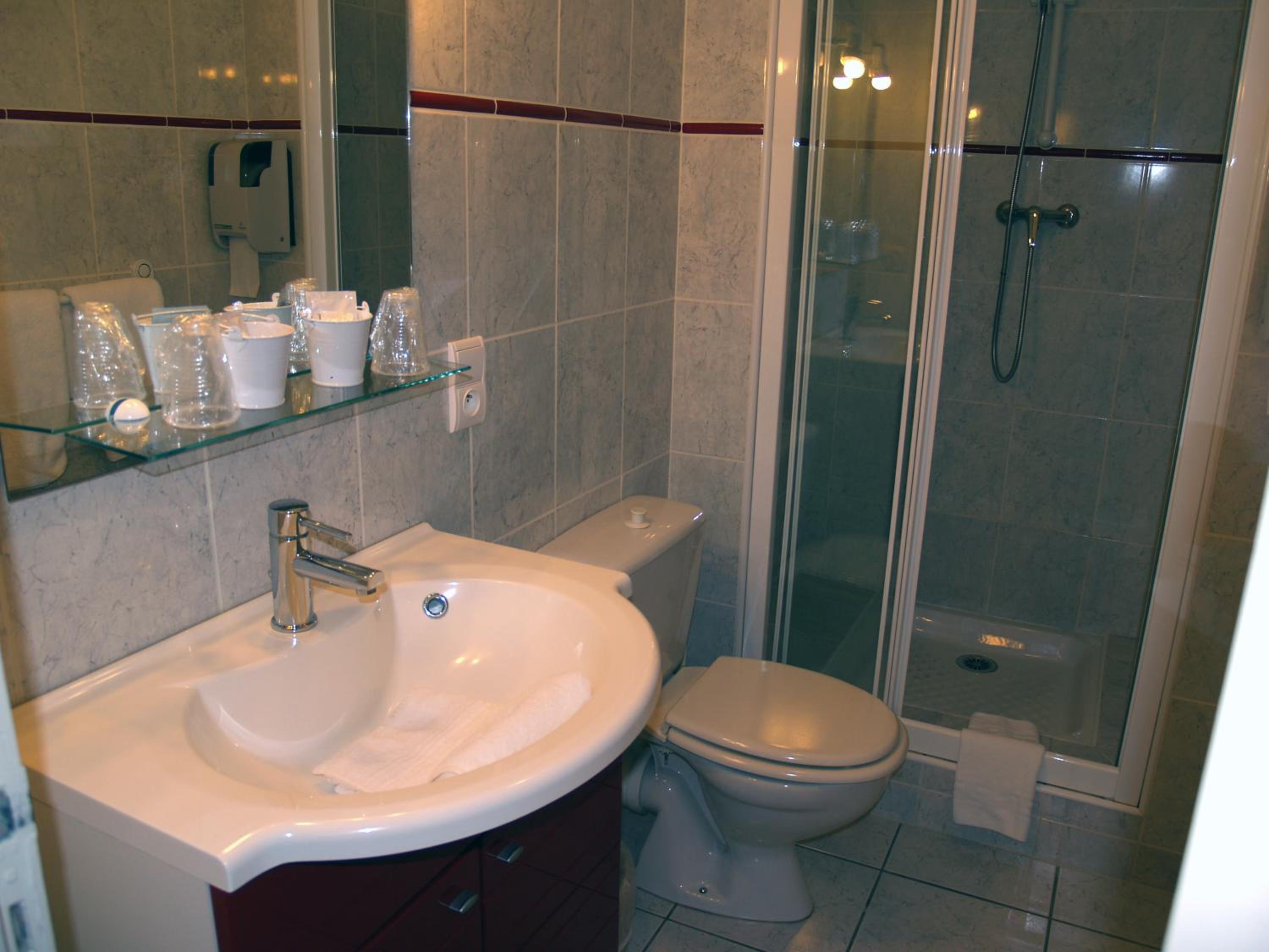 Pau Vacations - Hotel Central - Property Image 12