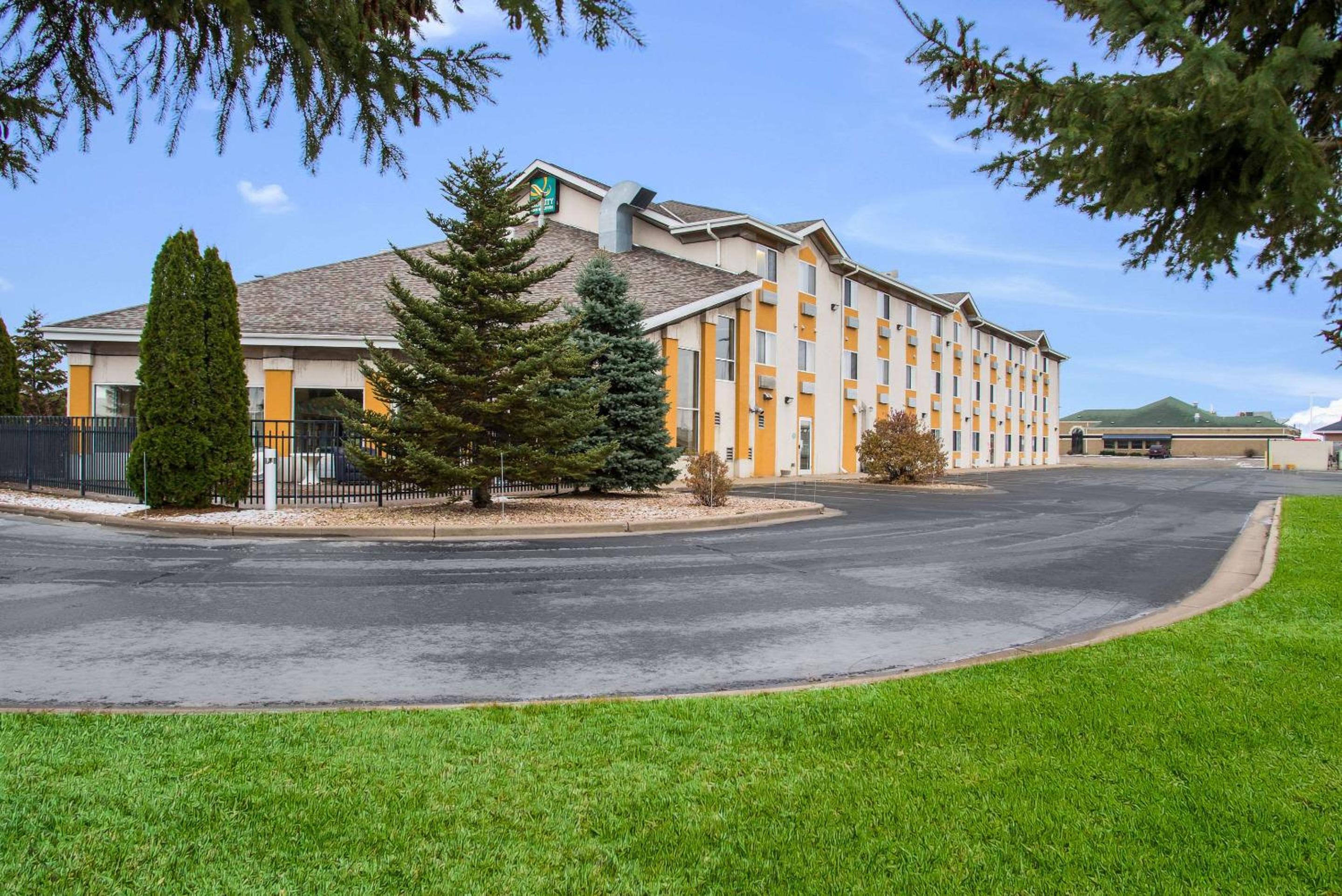 Quality Inn & Suites Menomonie view 2
