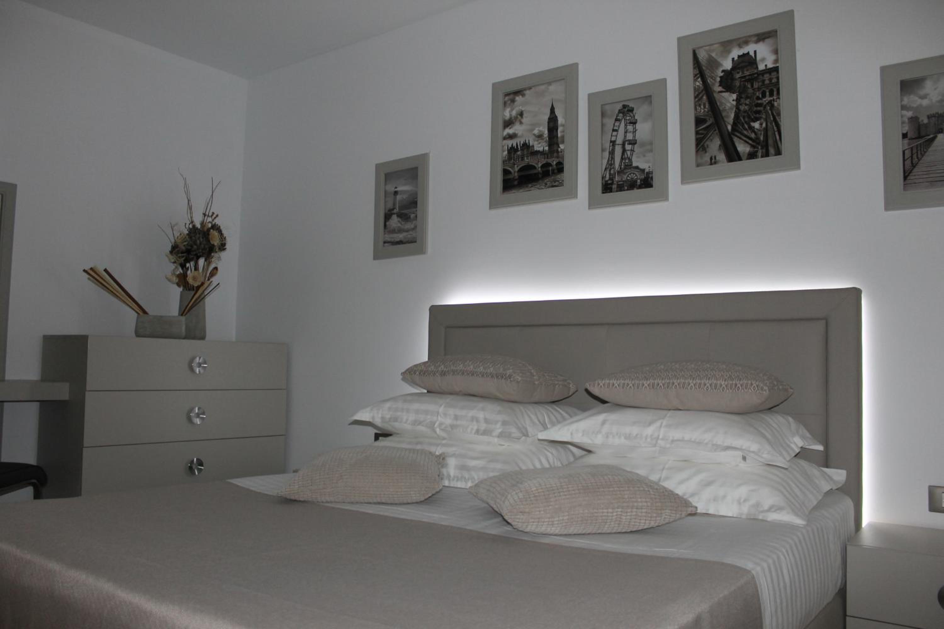 On Beach-Mamaia Residence view 4