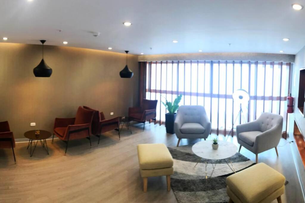 Apartamento moderno con vistas, WiFi gratis y cocina equipada