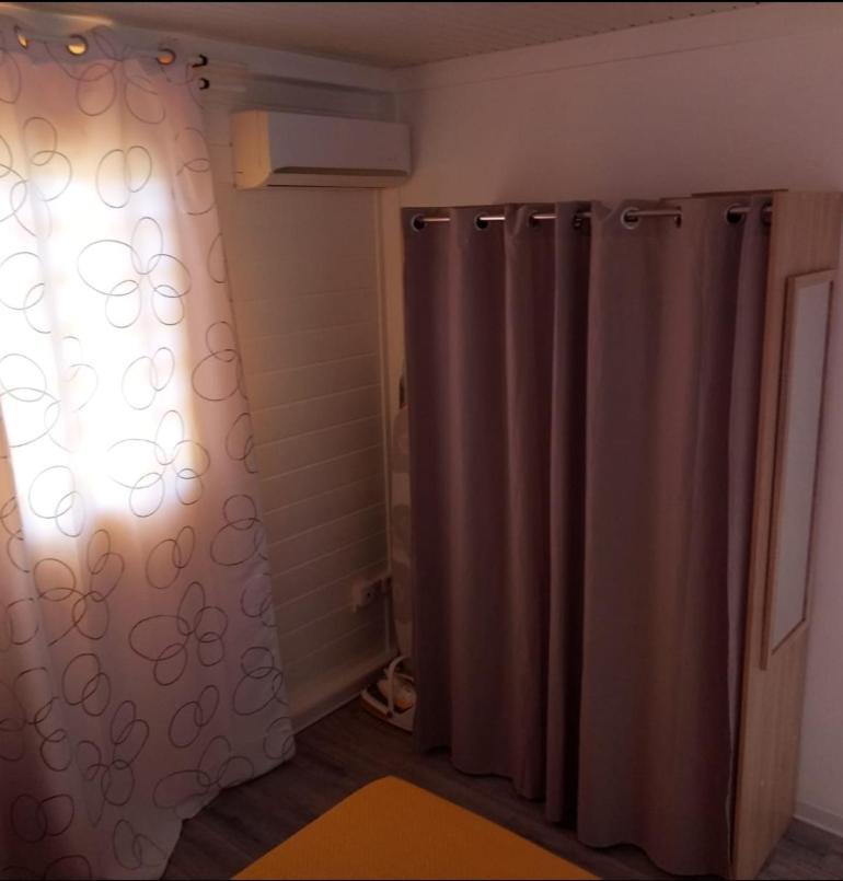 Séjournez au coeur des Tropiques Bungalow 2 chambres avec Piscine proche de la mer