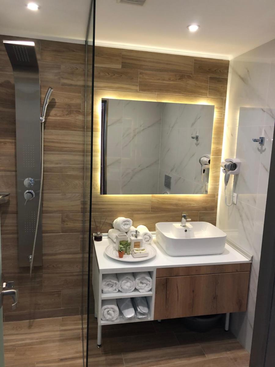Lakones Deluxe Suites view 4