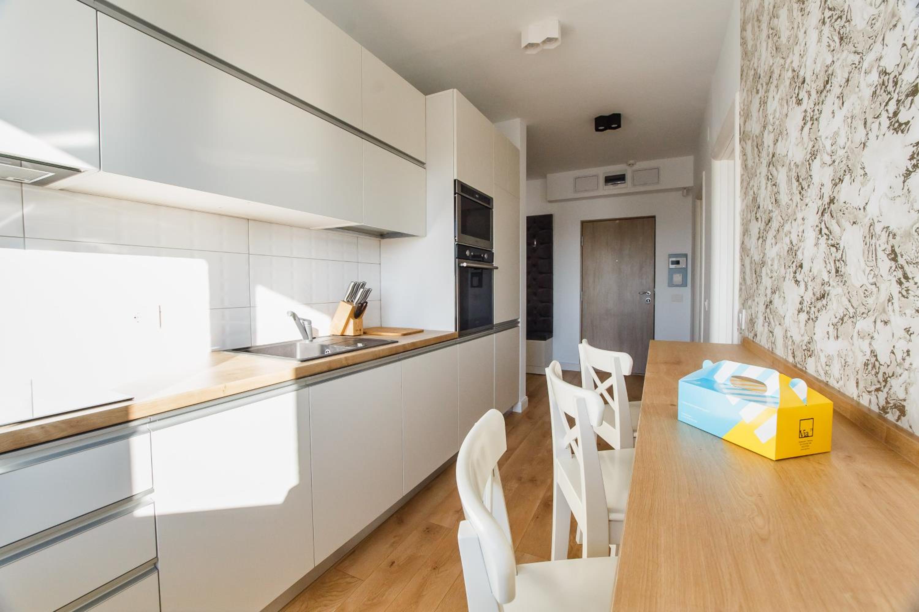 Fantastic Apartment at Prima Residence view 3