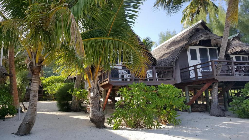 Paradise Cove Lodge
