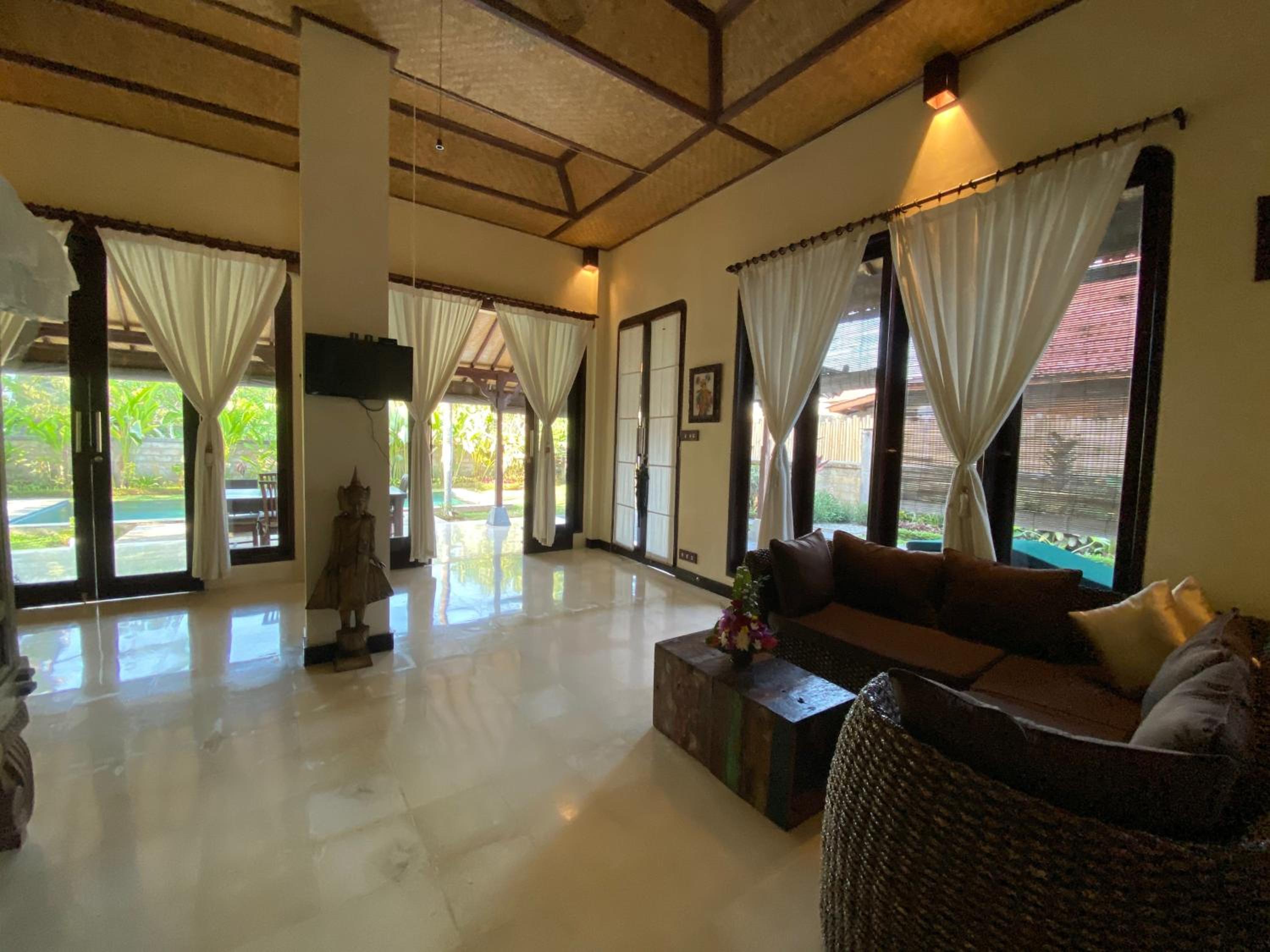 Rumah Dadong