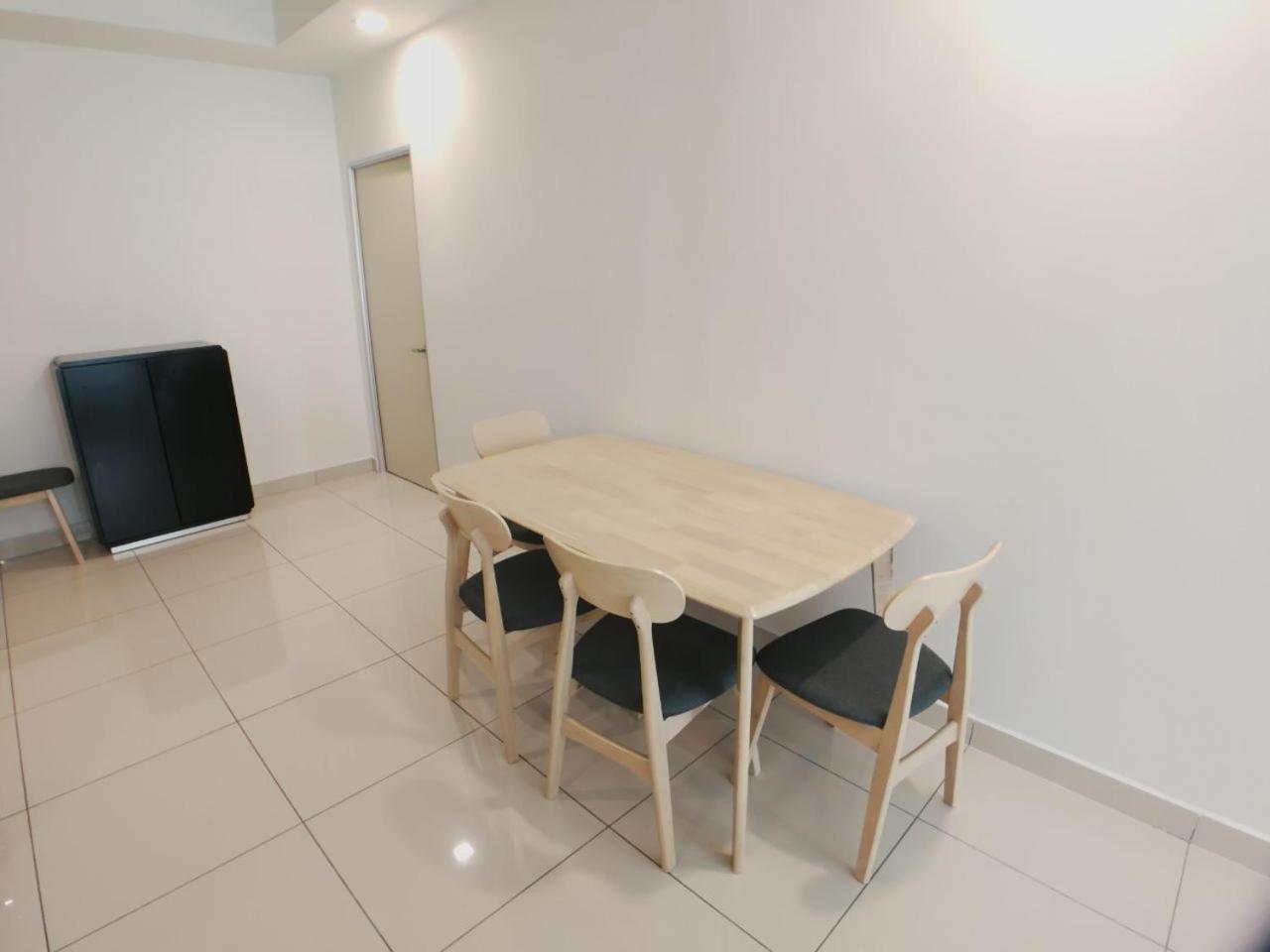Central Residence Homestay2 @ Sungai Besi, Kuala Lumpur