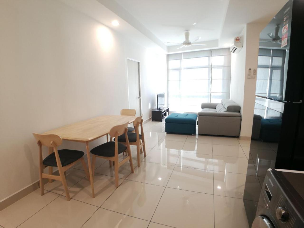 Central Residence Homestay2 @ Sungai Besi, Kuala Lumpur