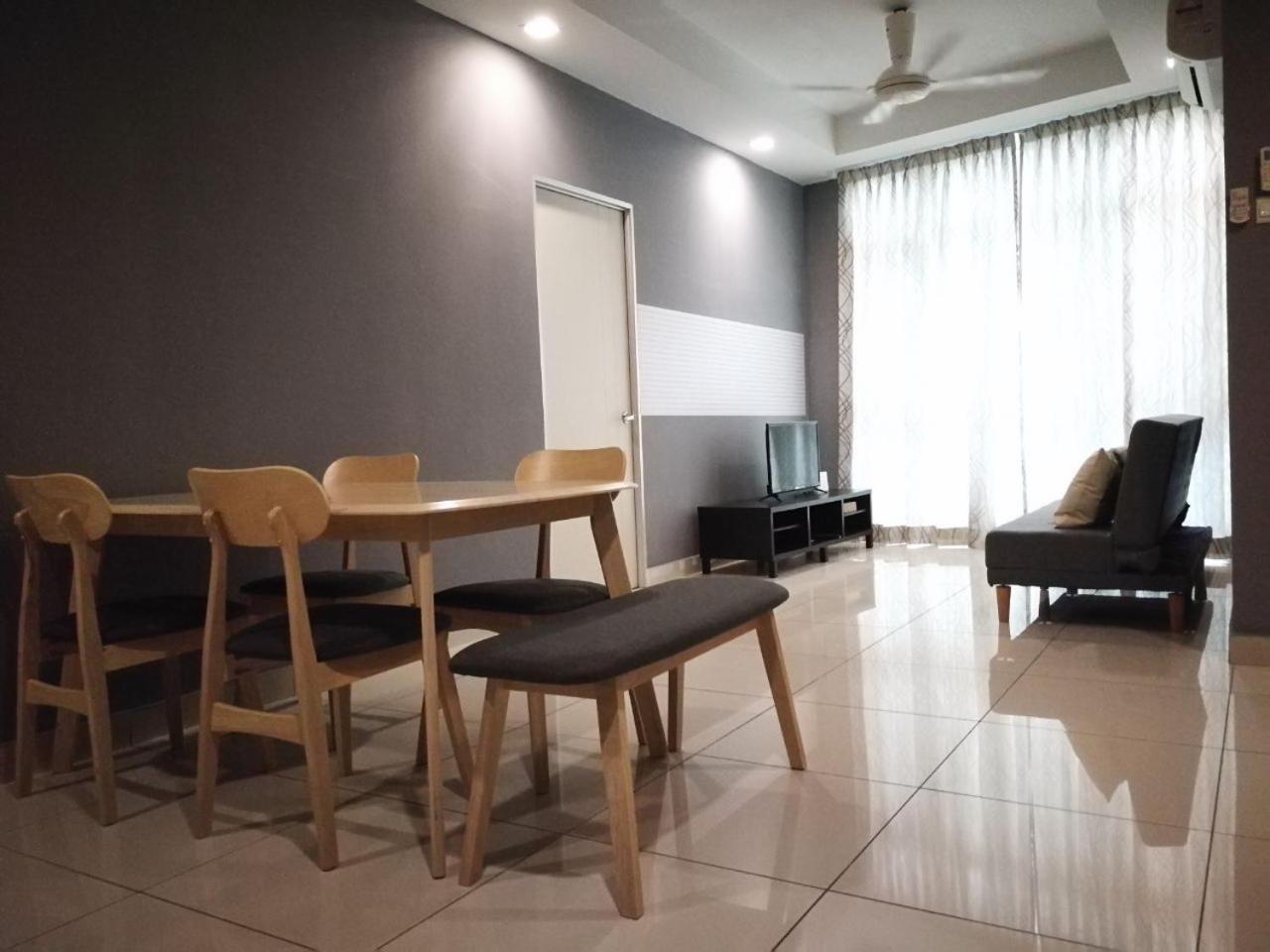 Central Residence Homestay2 @ Sungai Besi, Kuala Lumpur
