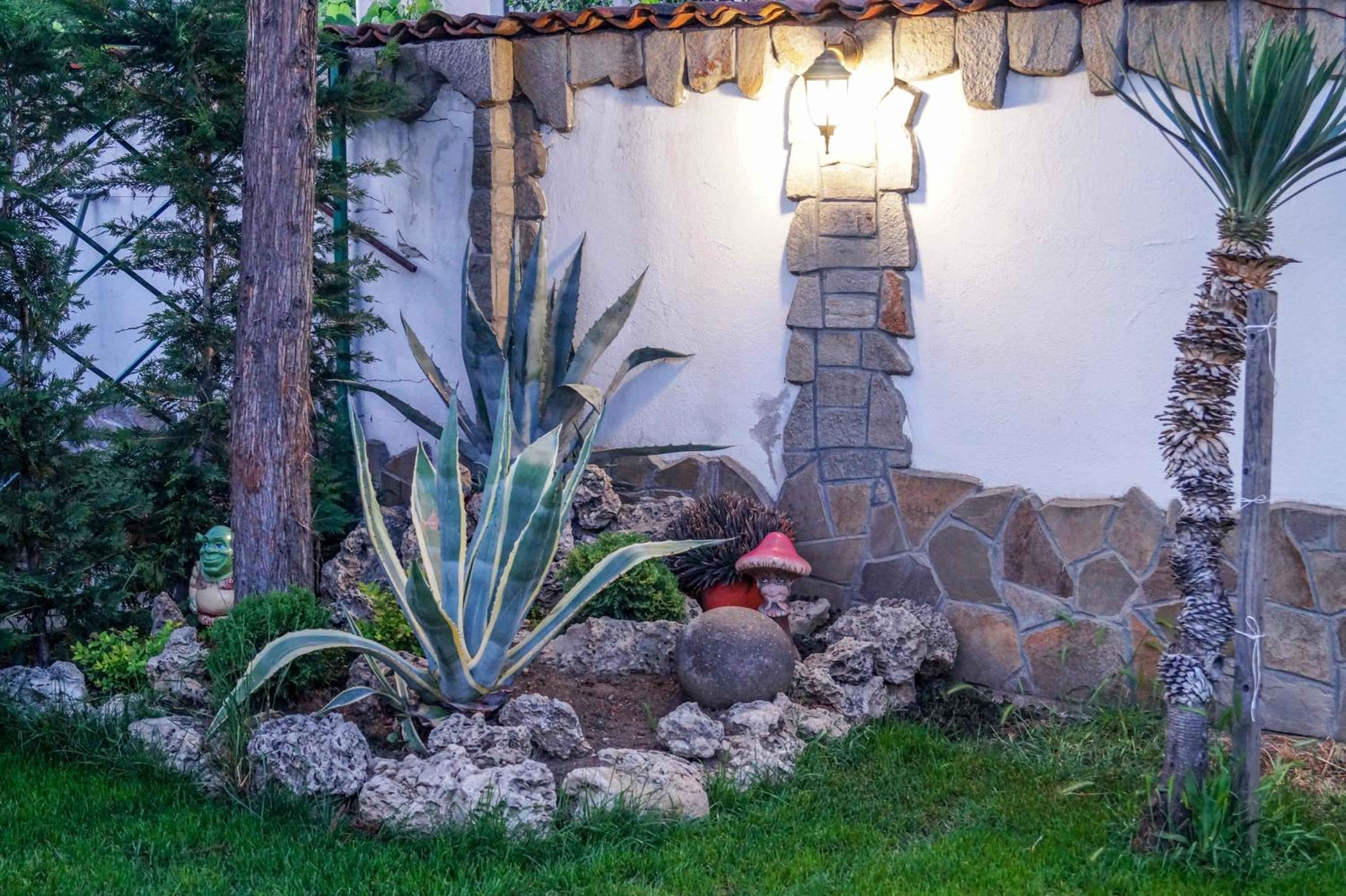 Chrystal Guest House