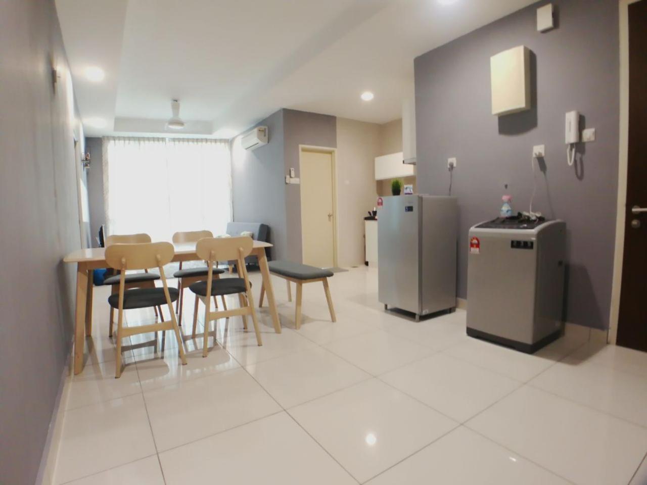 Central Residence Homestay2 @ Sungai Besi, Kuala Lumpur