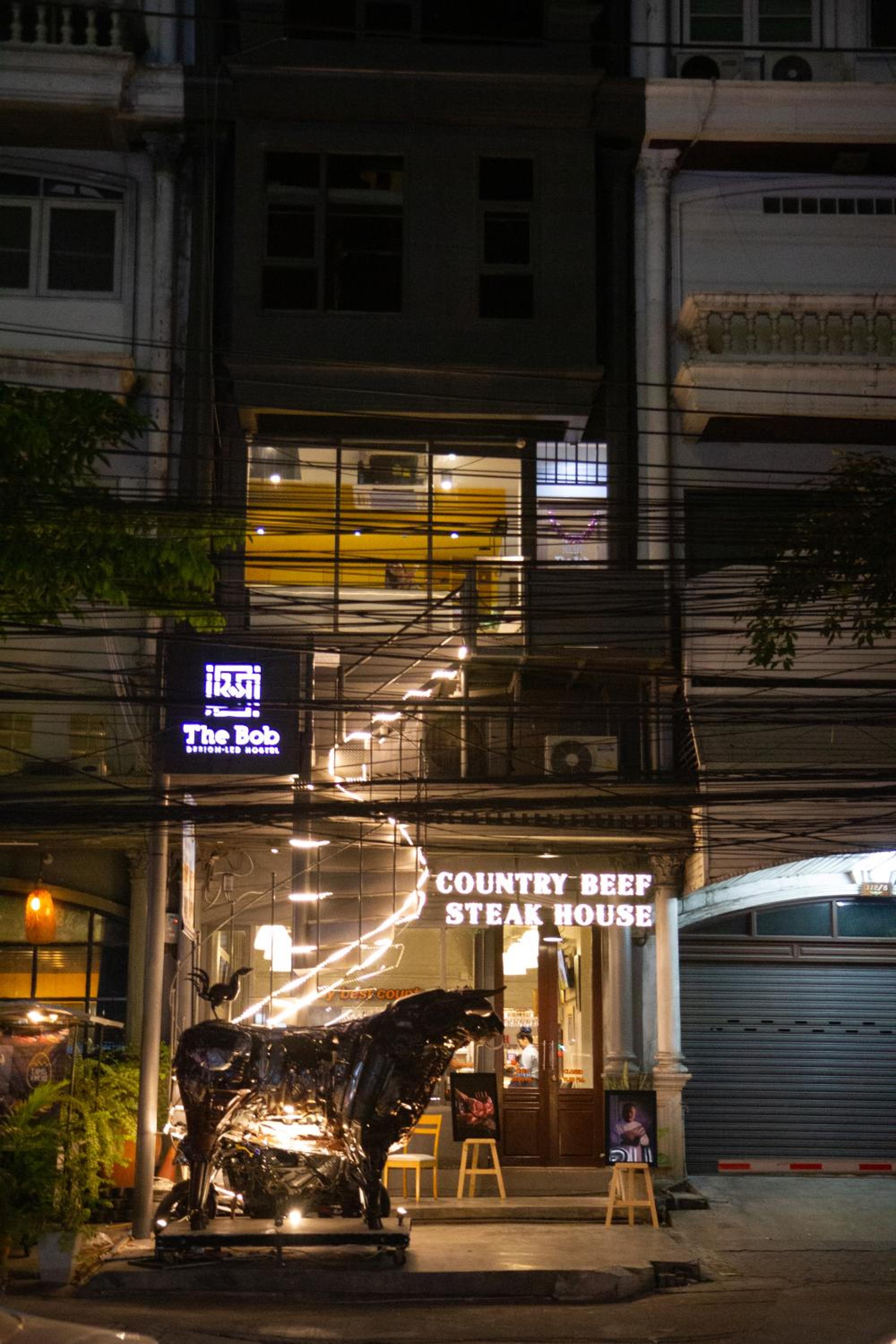 BoB Hostel บ็อบโฮสเทล