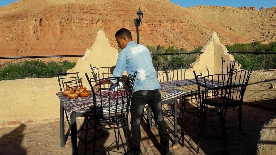 KASBAH DES MONTAGNS maisons d'hôtes la vallée des roses view 4