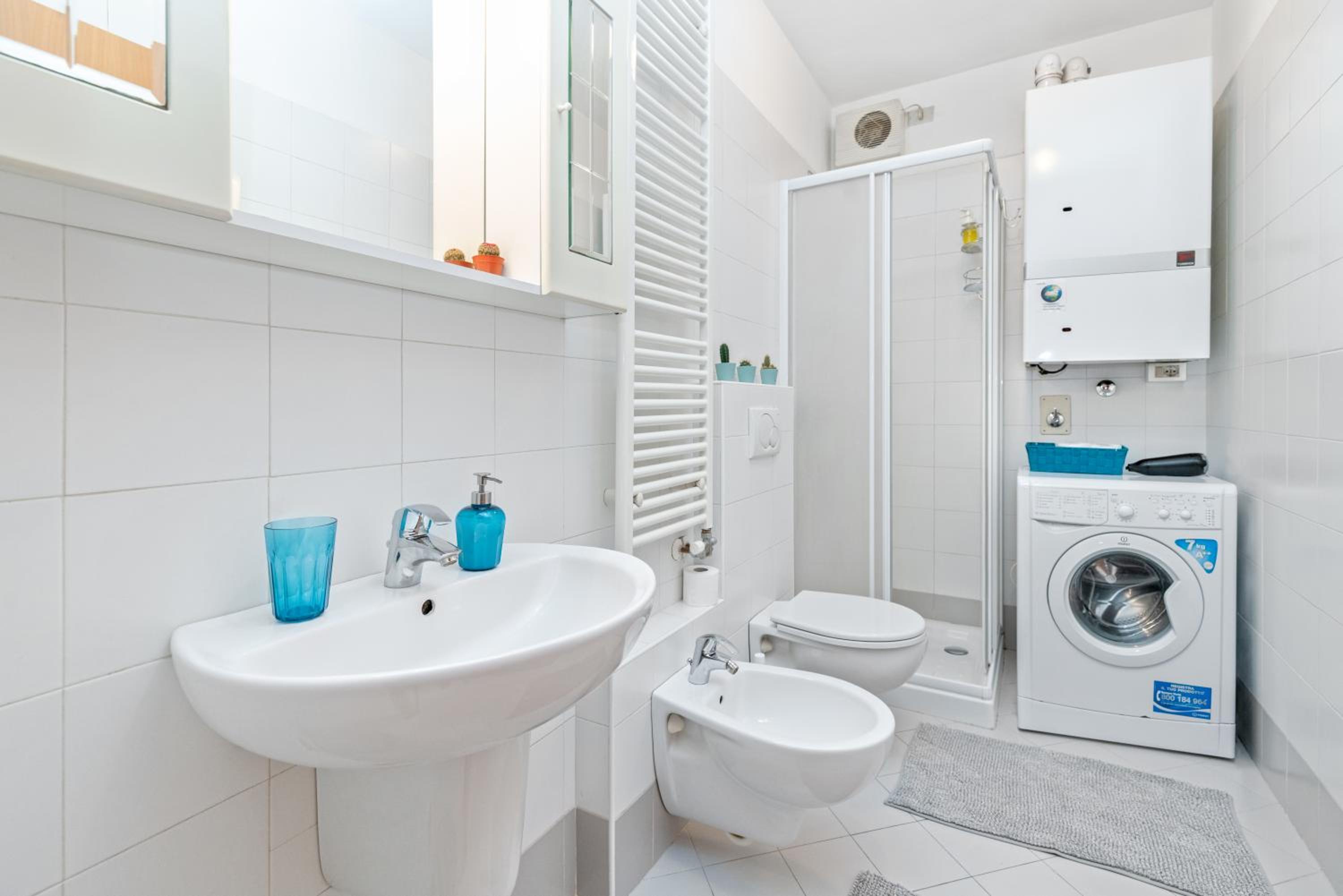 Easy flat en Trento — bathroom
