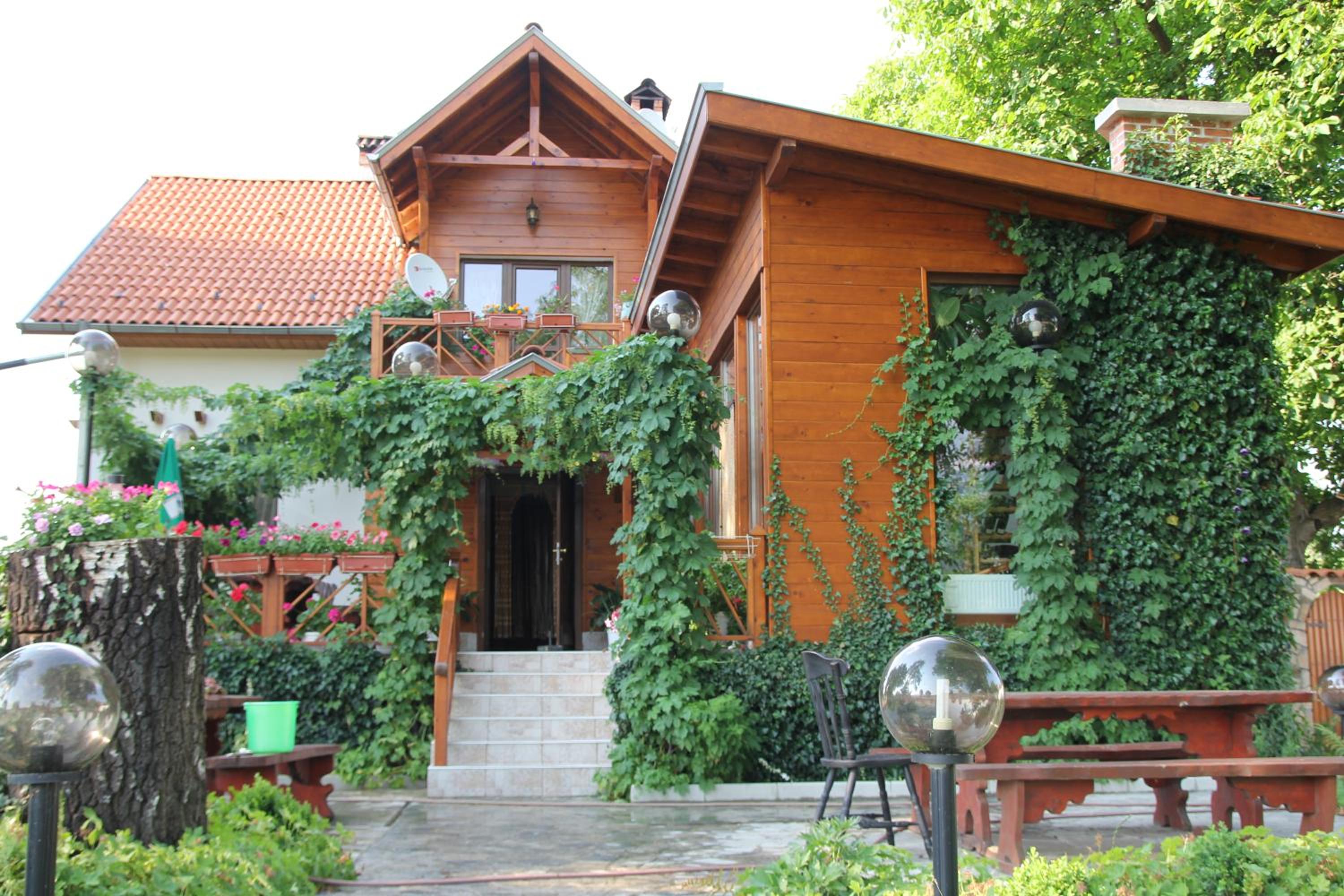 Orehite Guest House