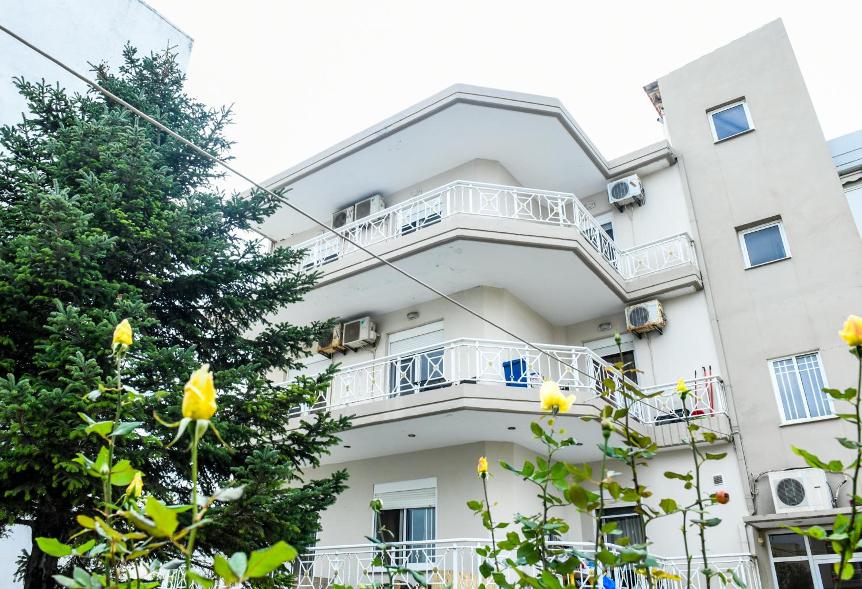 Papi's Free Parking Apartments 2 - 1 Bedroom photo 1