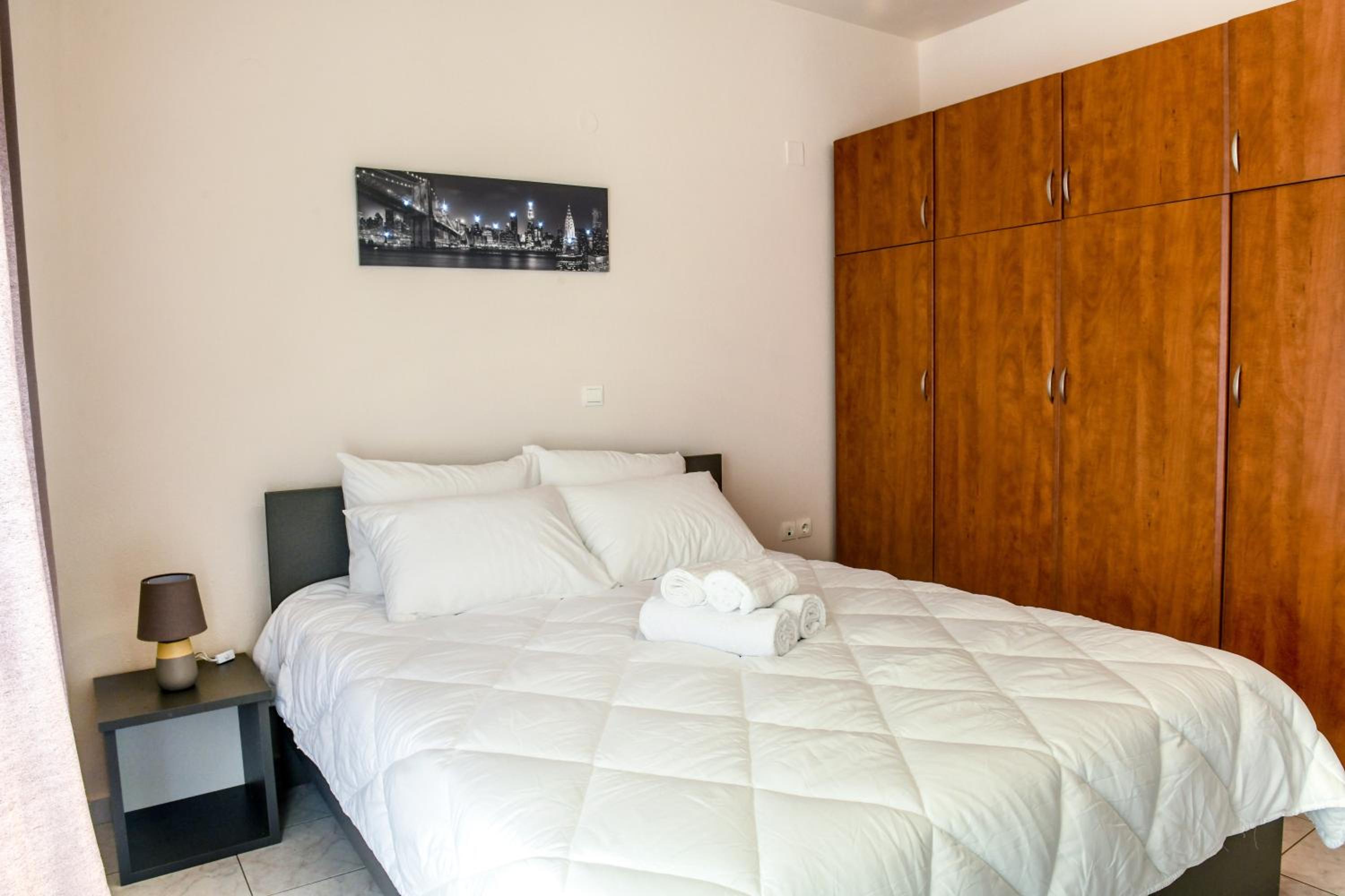 Papi's Free Parking Apartments 2 - 1 Bedroom photo 3