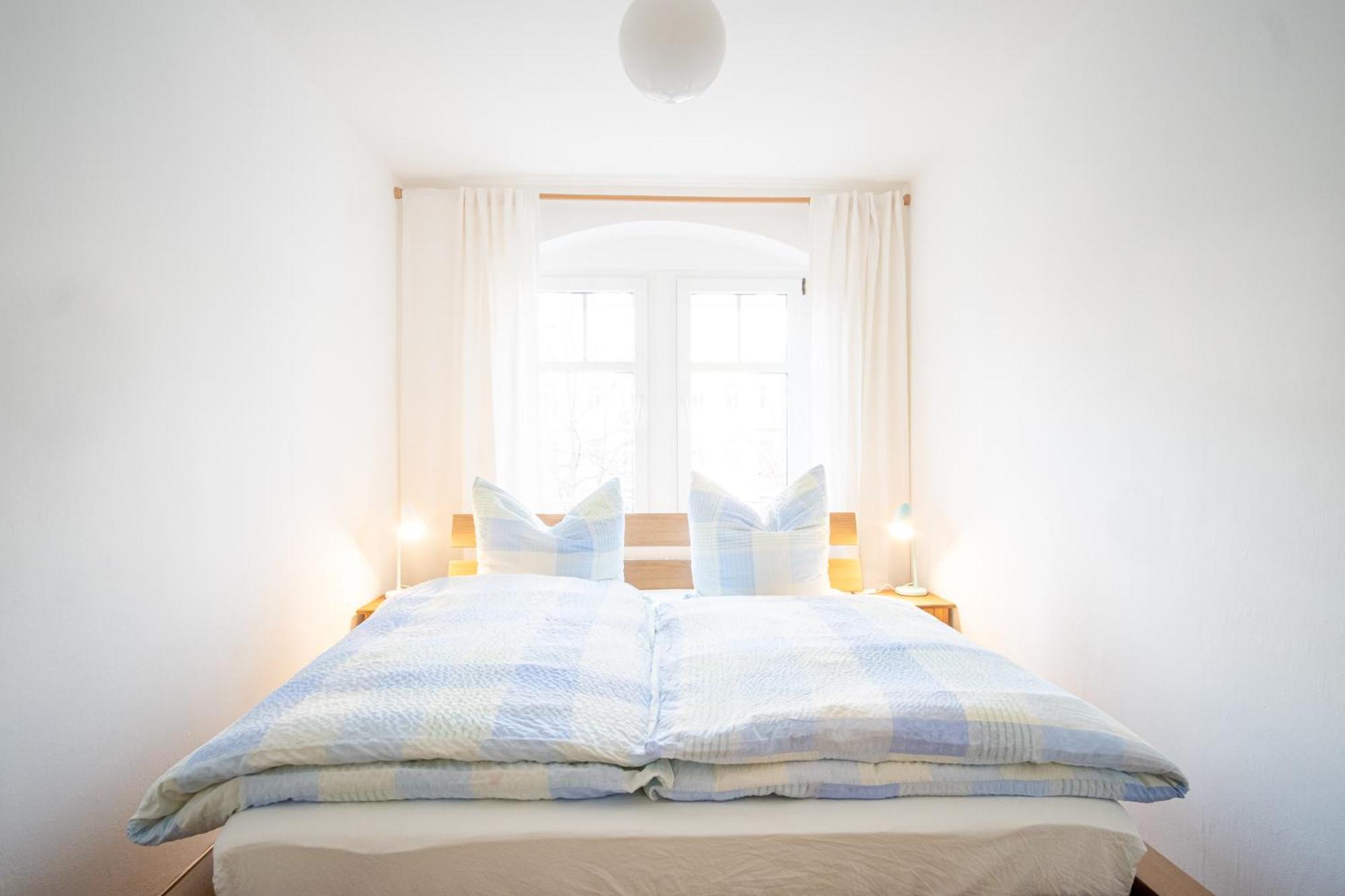 Helle Ferienwohnung im Hinterhof view 5