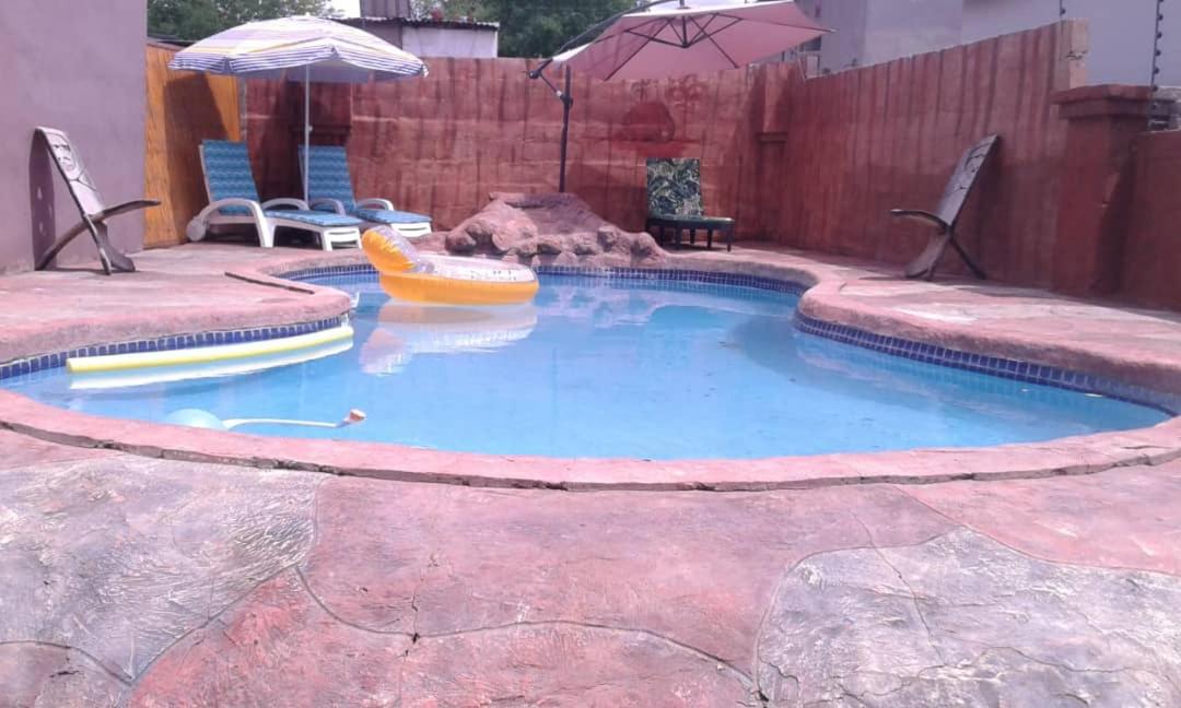 Chiloto Guest House