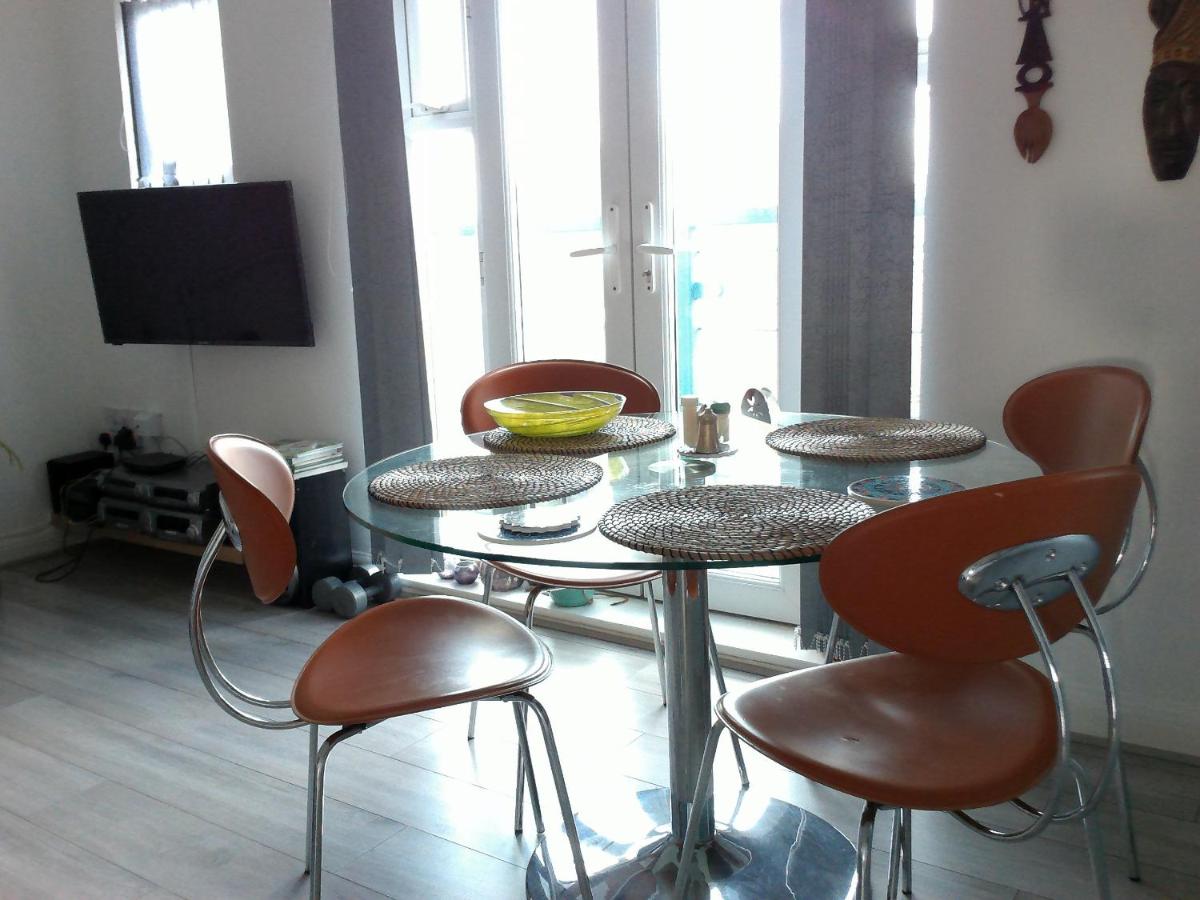 Two bedroom London Luxury Apartment
