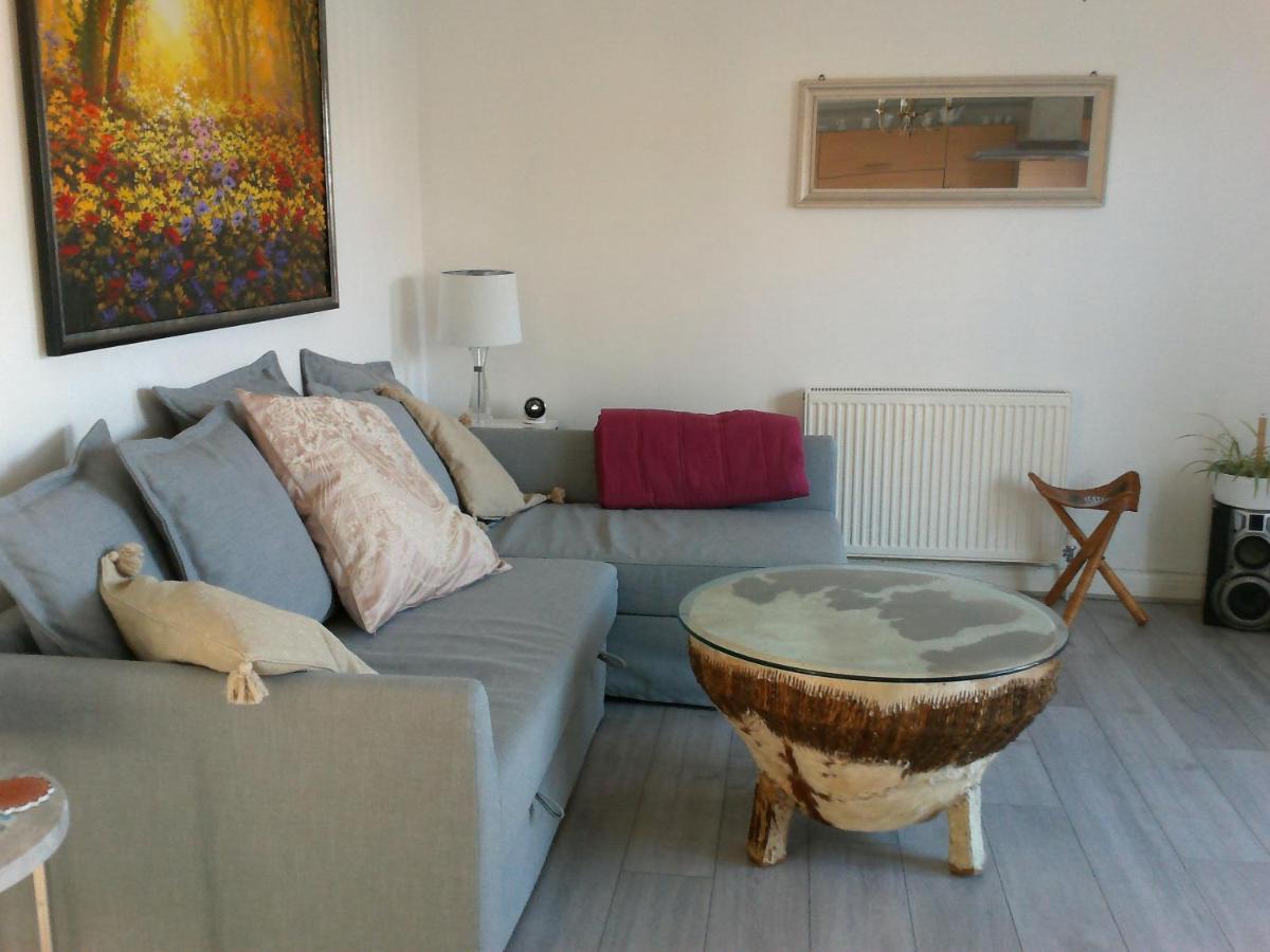 Two bedroom London Luxury Apartment