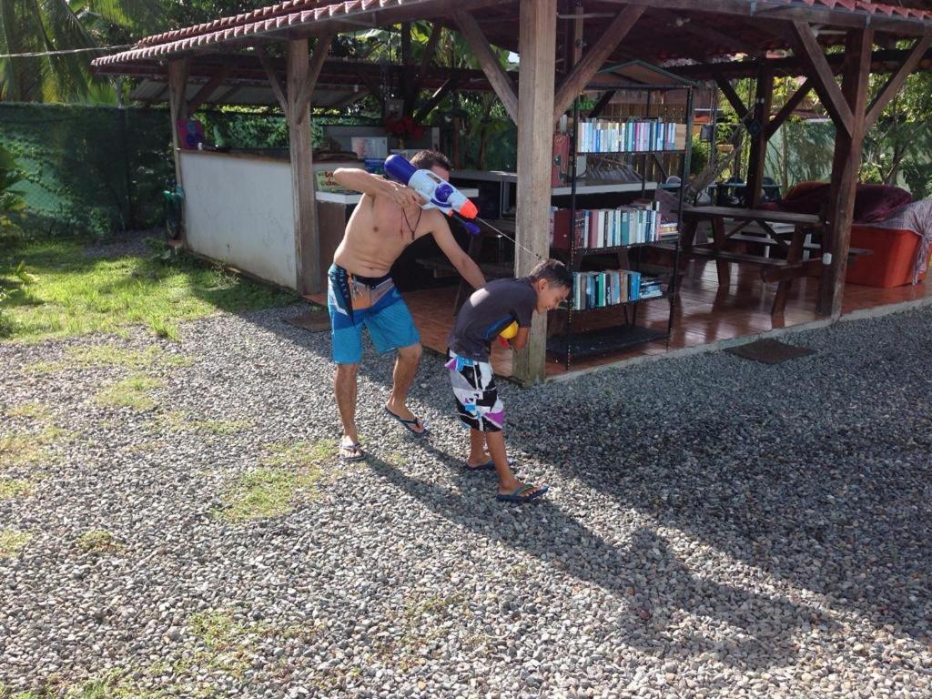 Hotel One Love Puerto Viejo