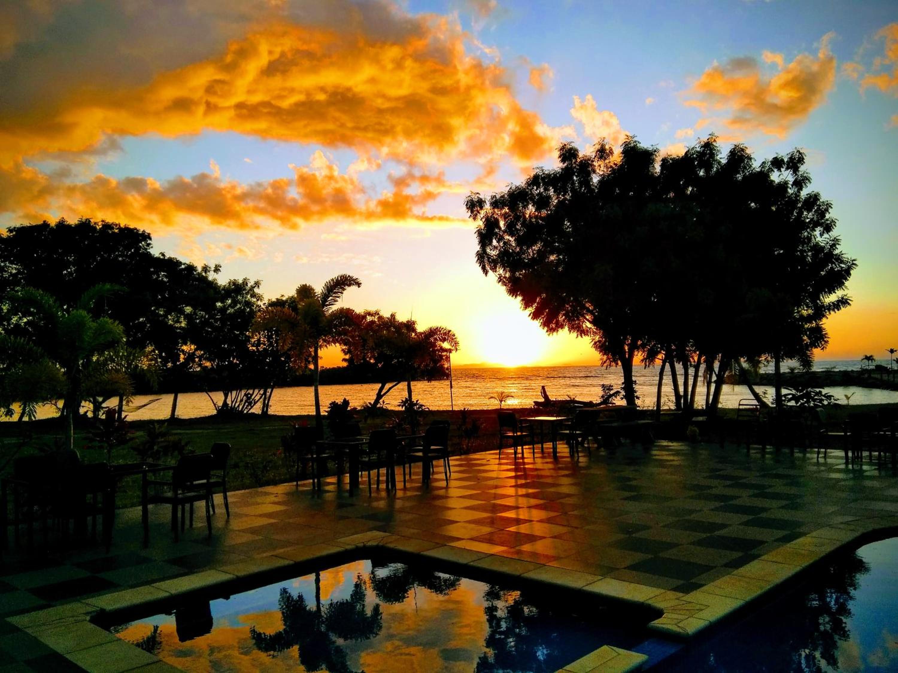 Nila Beach Resort