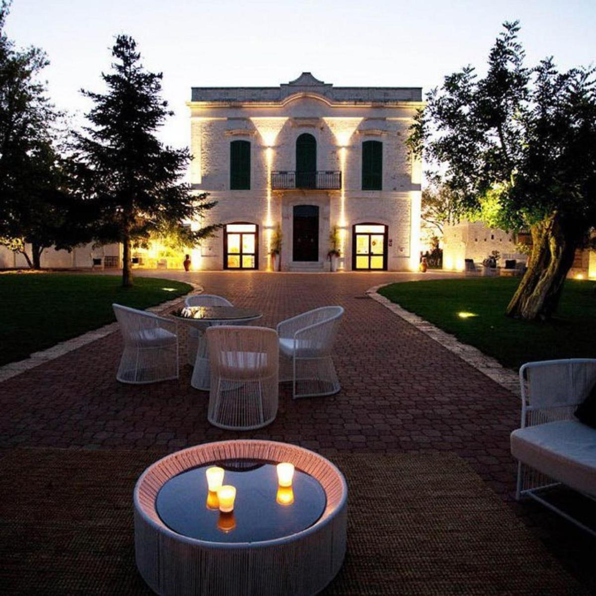 outdoor BBQ area