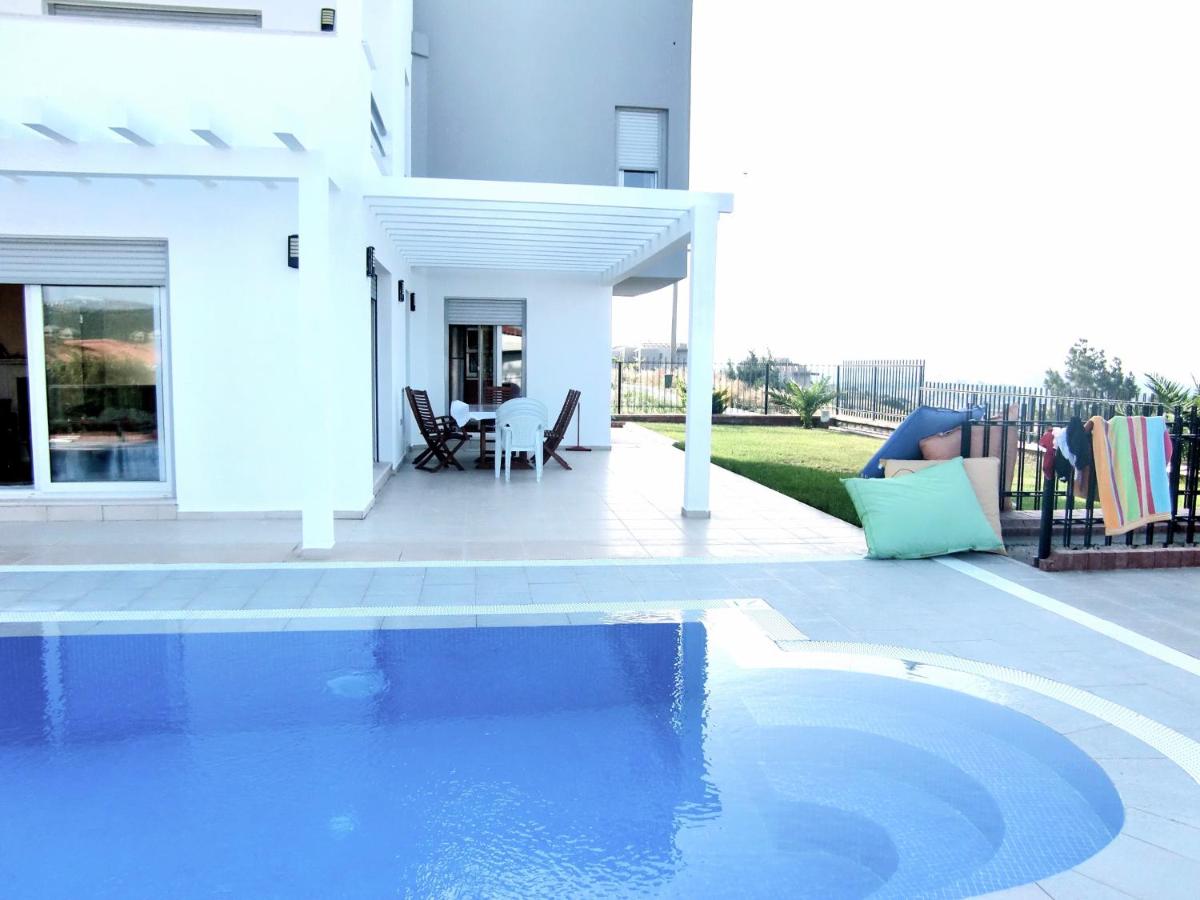 Luxury Villa with amazing view, Cesme view 4