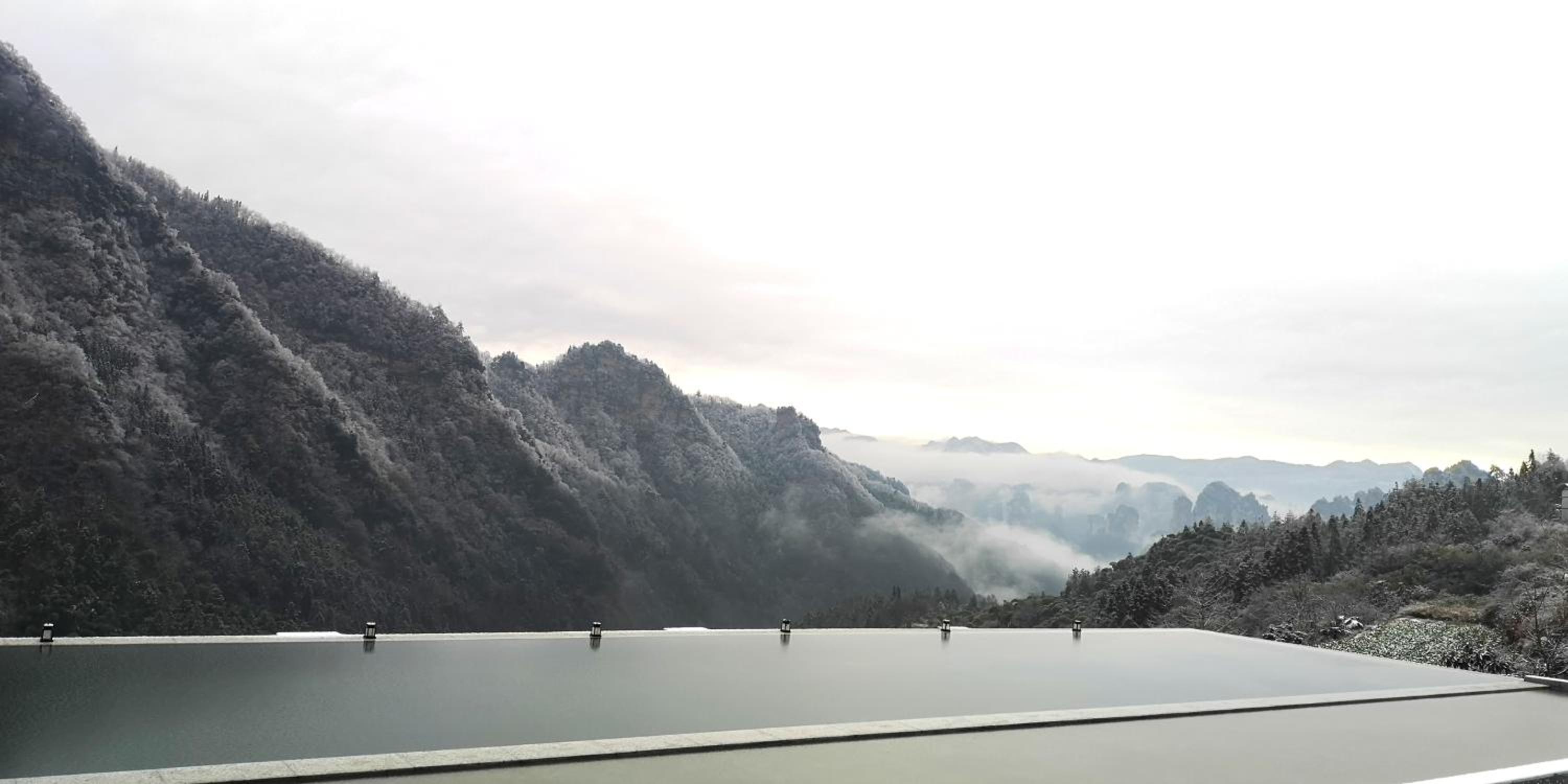 Zhangjiajie national park Purespace --2nights 1free pick-up&book tickets&5min to park