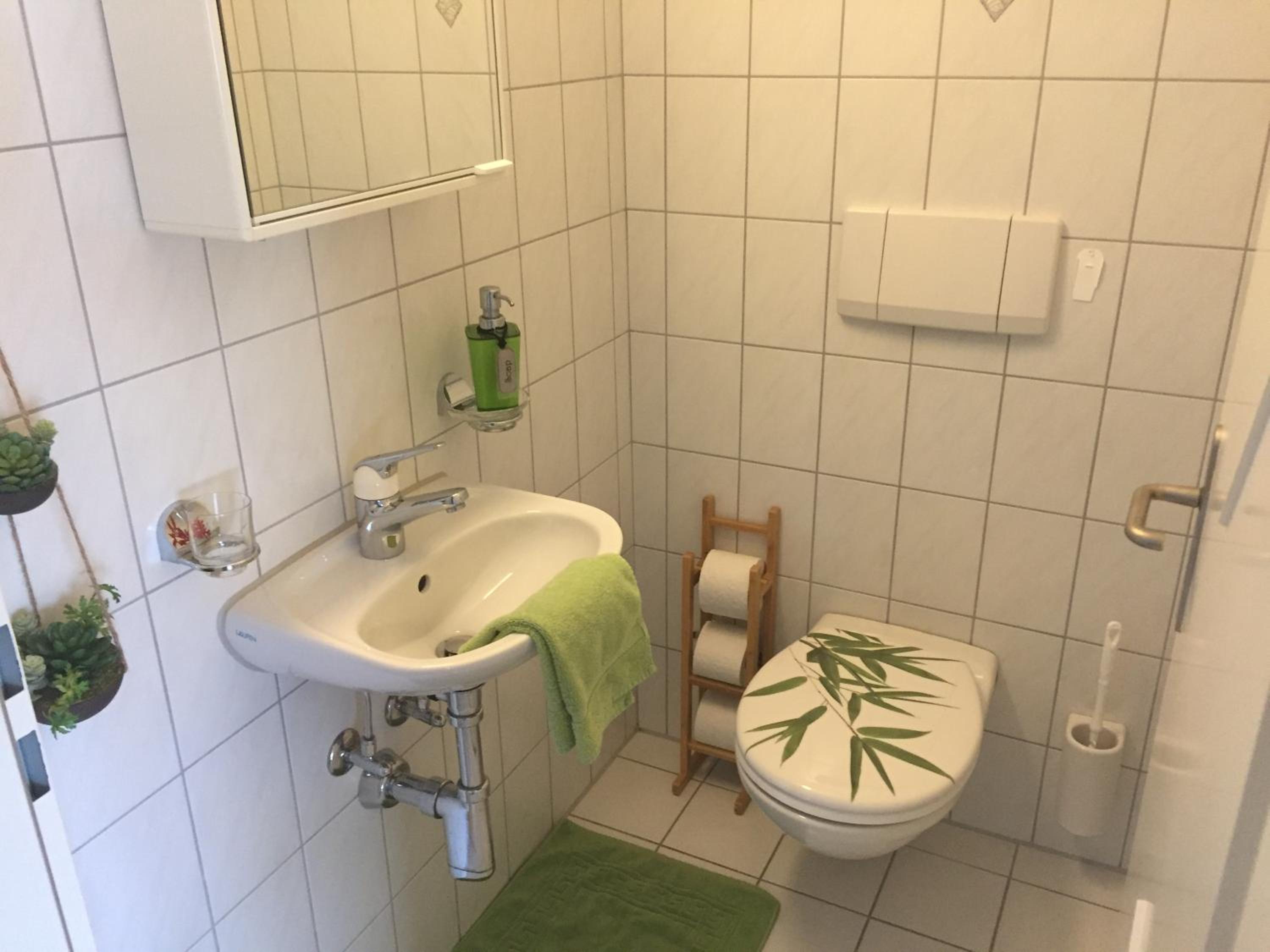 Lake View Apartment