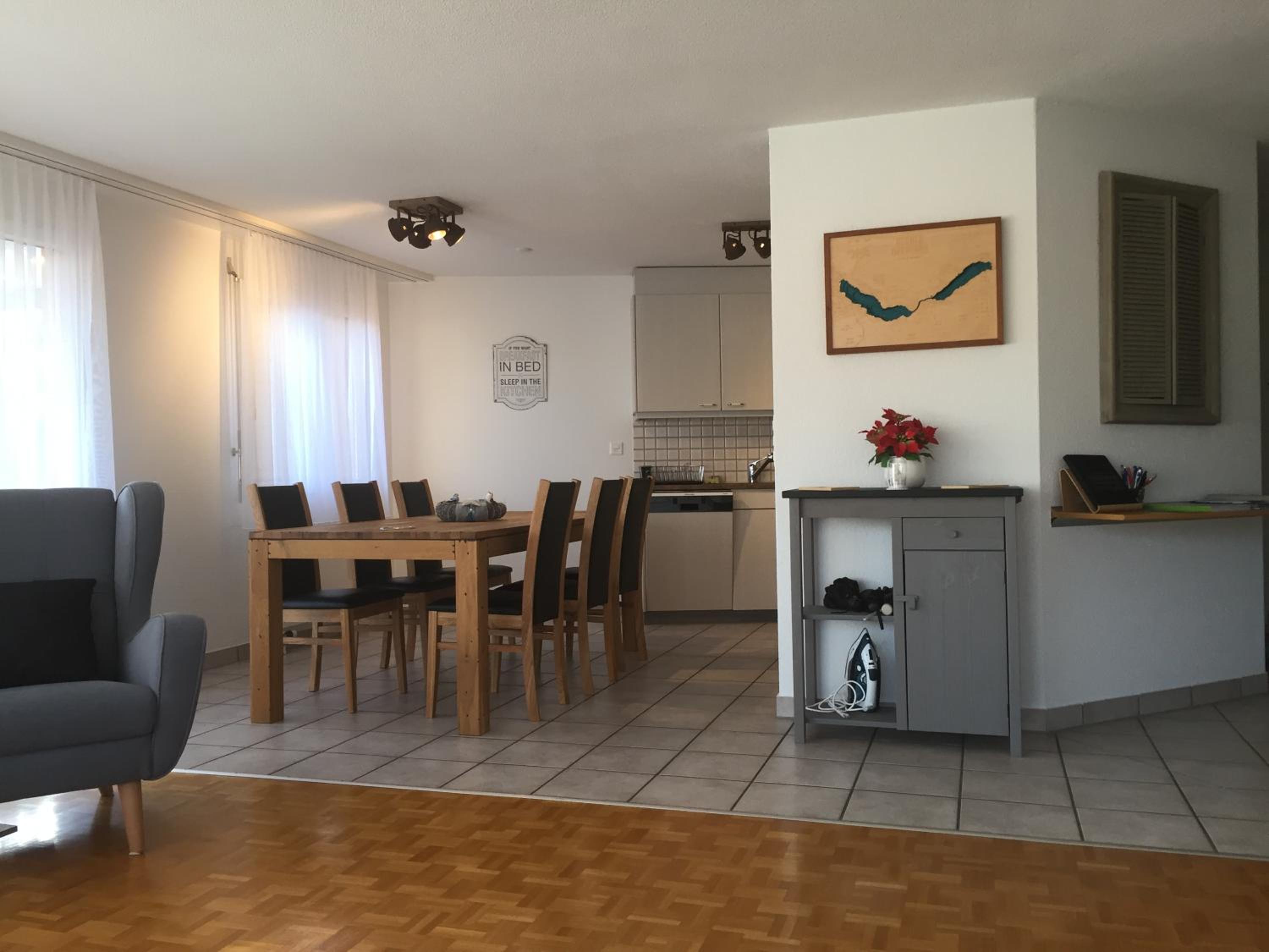 Lake View Apartment