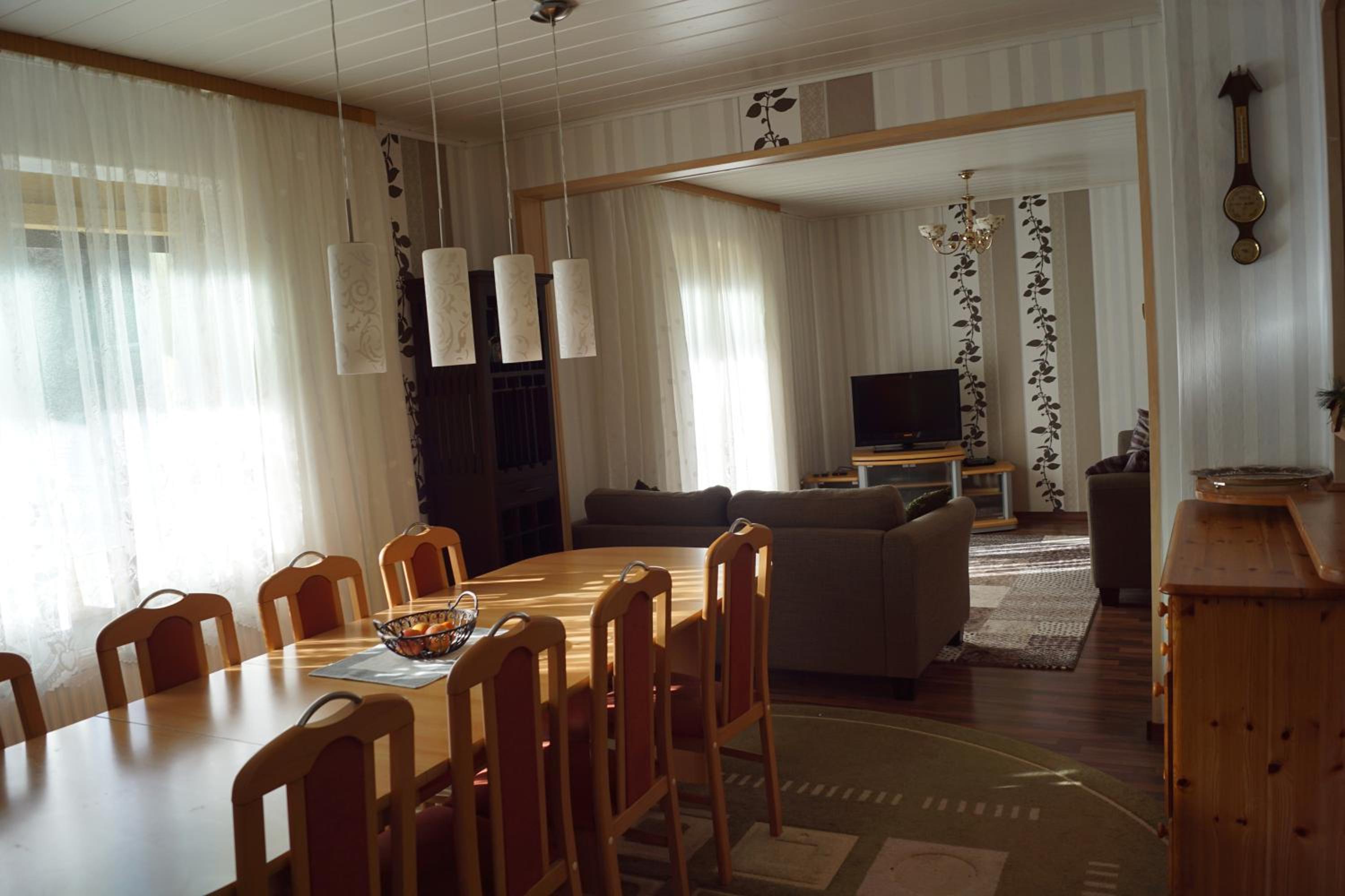 Gemütliches Haus mit Sauna im Voralpenland