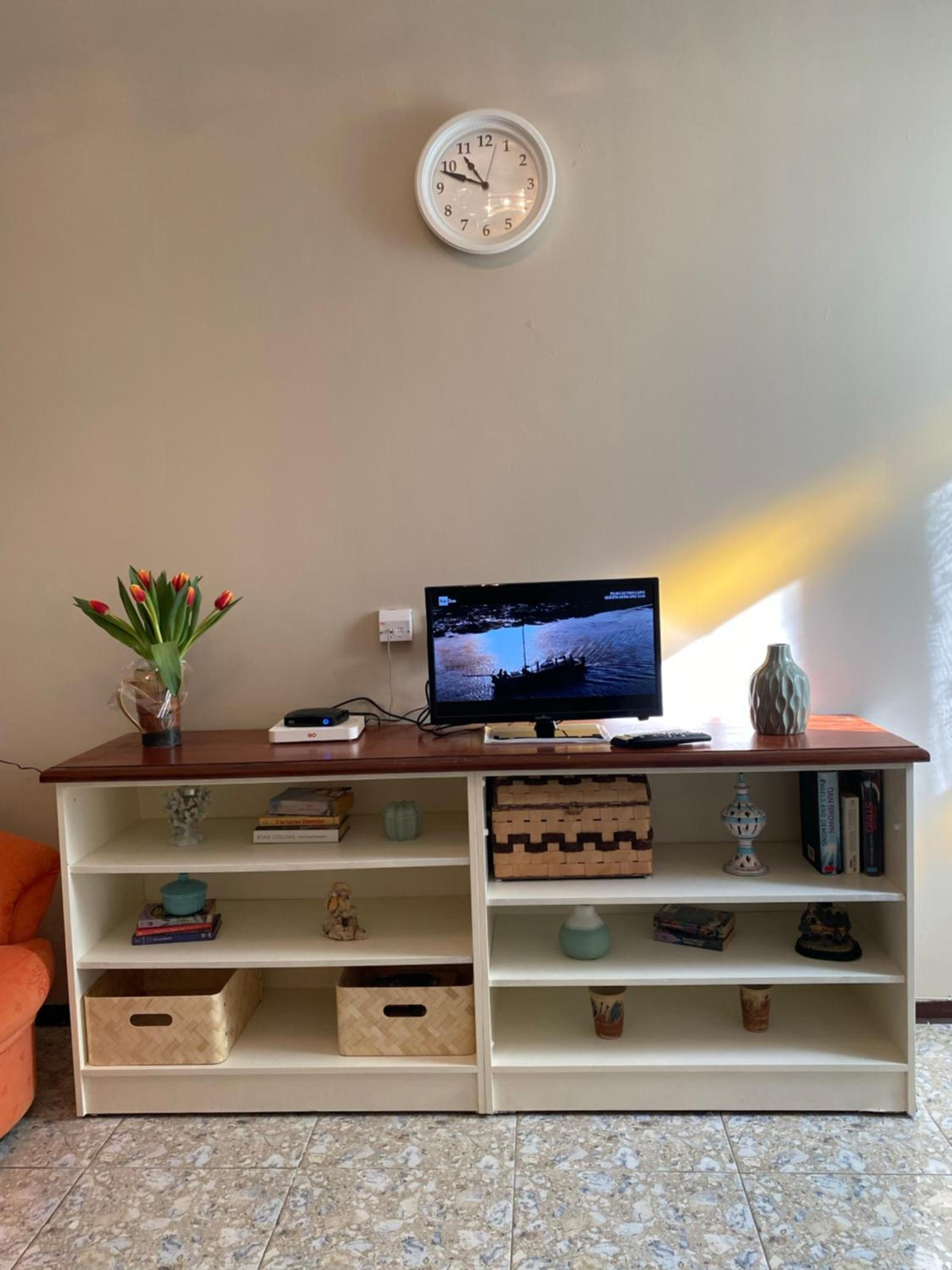 Arzella Holiday Home