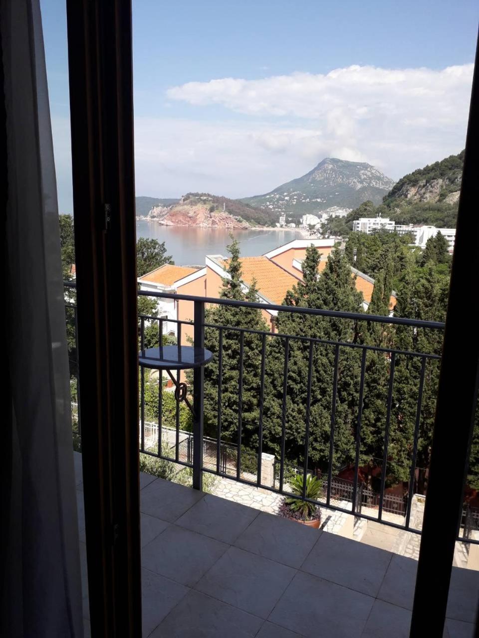 Apartments Markovic Sutomore