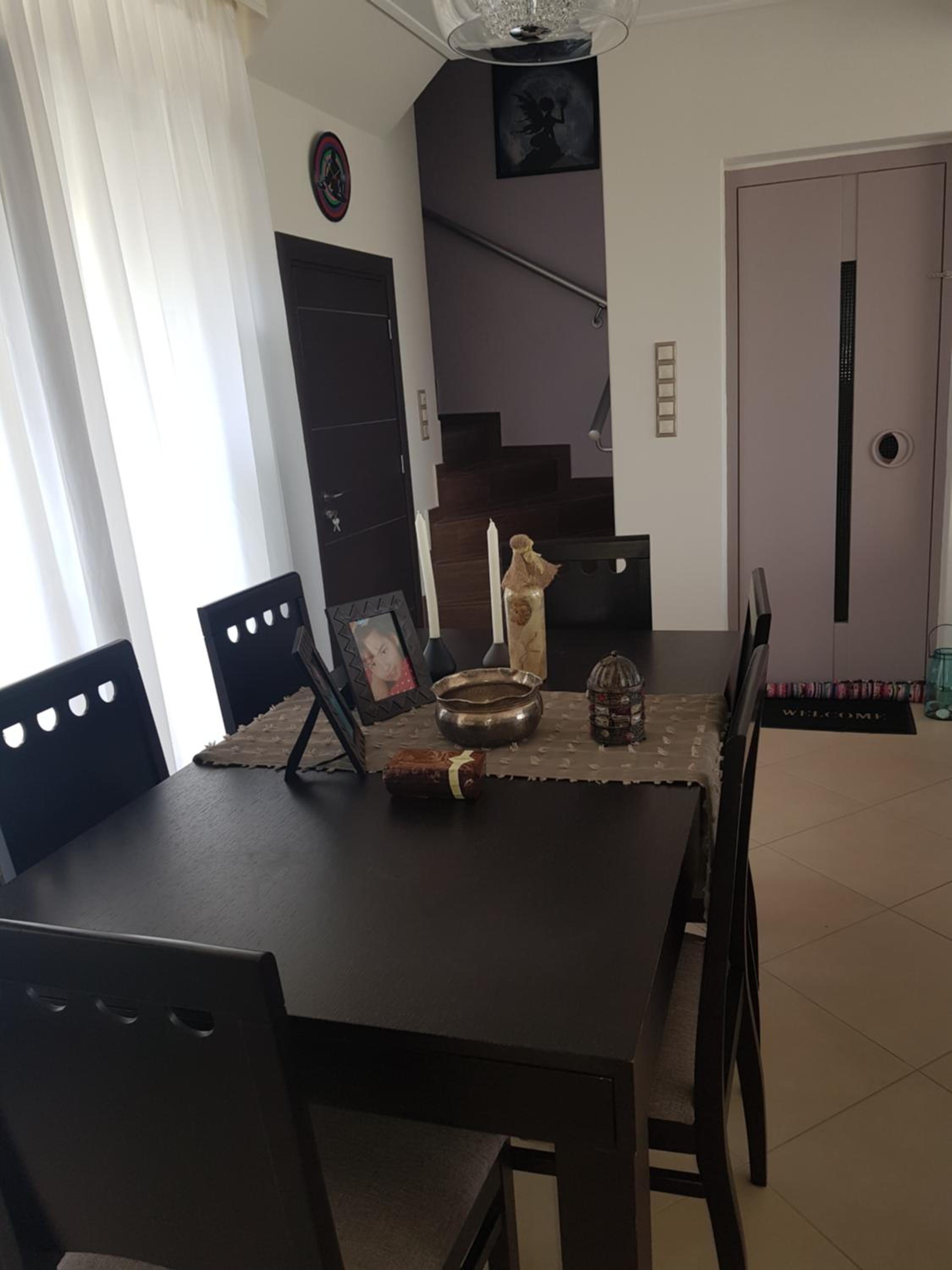 VILLA BY THE SEA VRAVRONA LOUTSA(NEAR THE AIRPORT&METROPOLITAN)